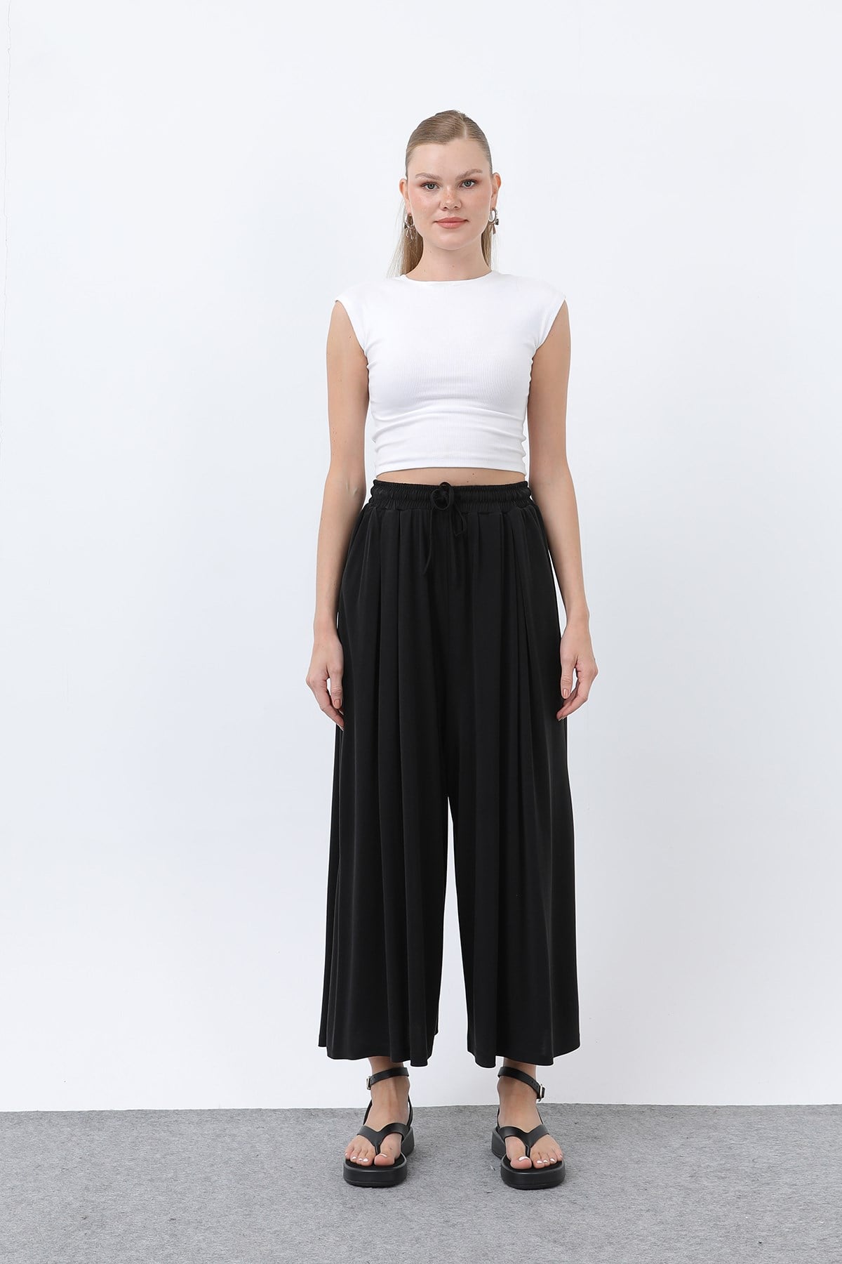 Kadın Beli Kuşaklı Etek Görünümlü Pantolon - 20664PNT - Siyah Pantolon Loreen 
