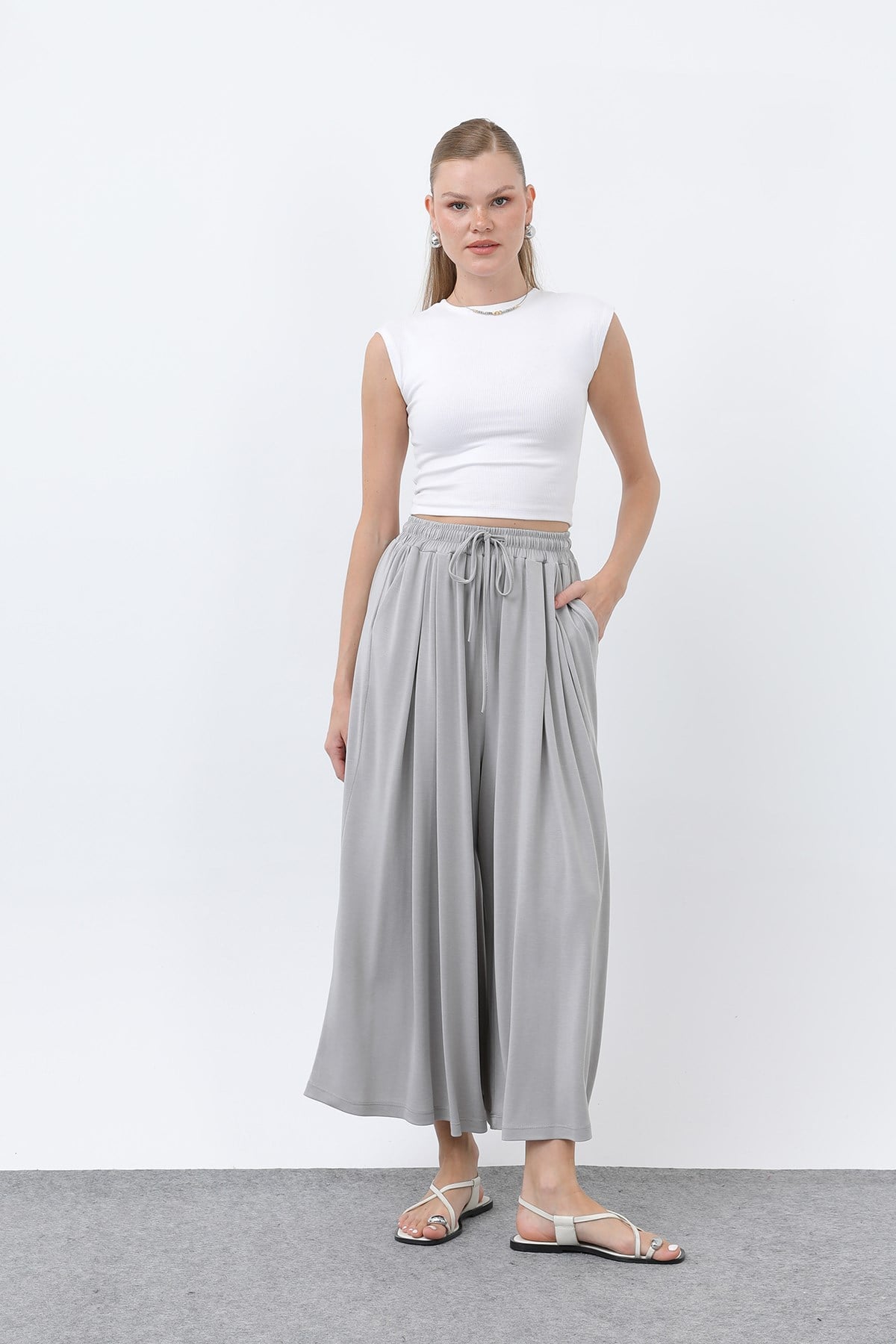 Kadın Beli Kuşaklı Etek Görünümlü Pantolon - 20664PNT - Gri Pantolon Loreen 
