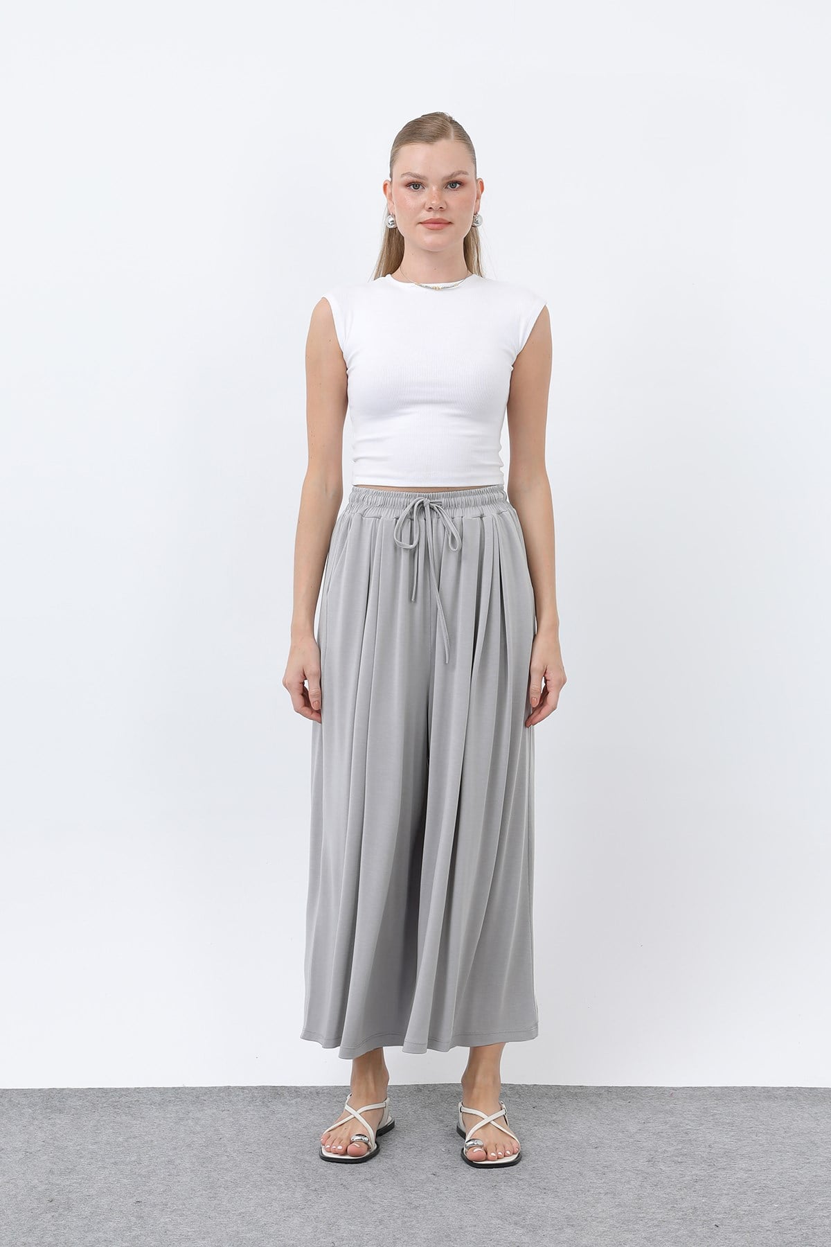 Kadın Beli Kuşaklı Etek Görünümlü Pantolon - 20664PNT - Gri Pantolon Loreen 