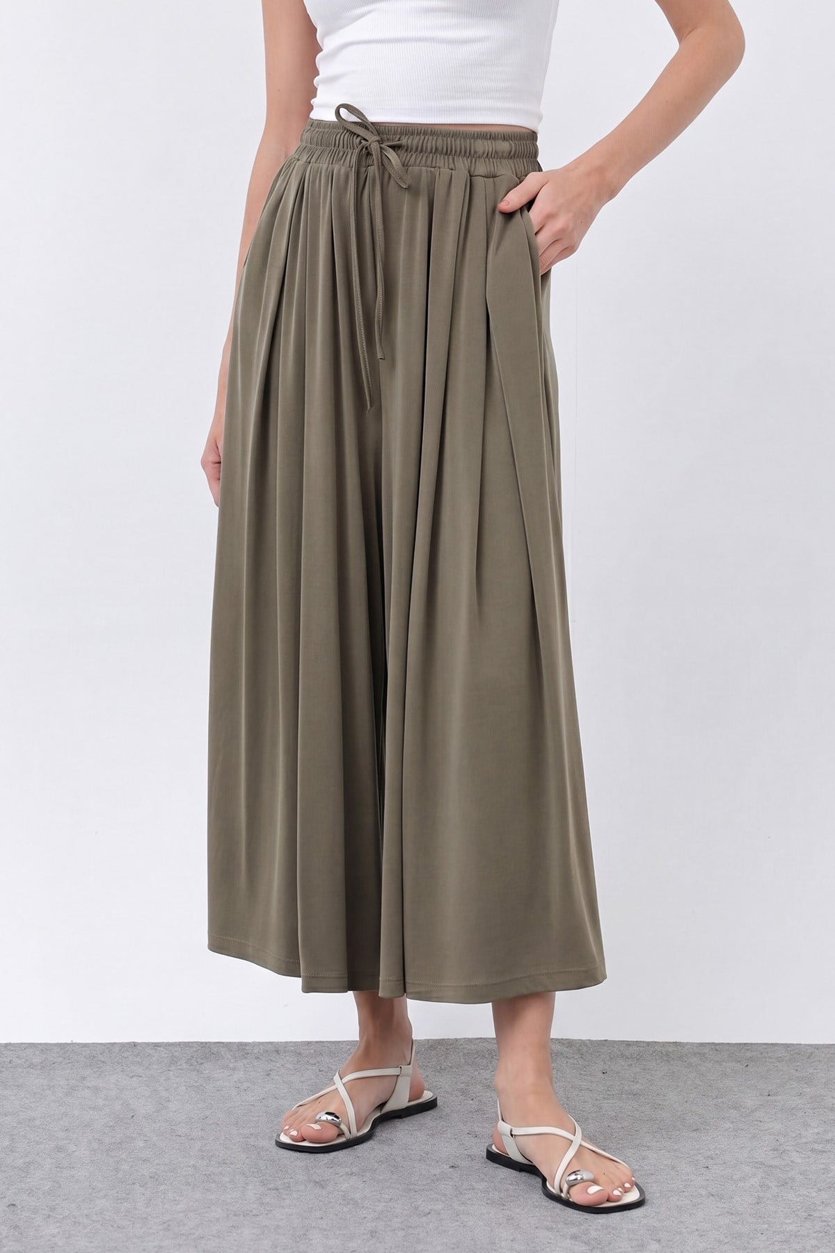 Kadın Beli Kuşaklı Etek Görünümlü Pantolon - 20664PNT - Haki Pantolon Loreen 