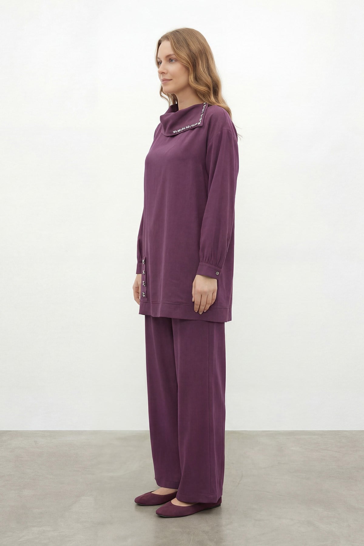 Kadın Degaje Yaka Taş Detaylı Tunik Pantolon Takım - 14448TKS - Mürdüm İkili Takımlar Puane 