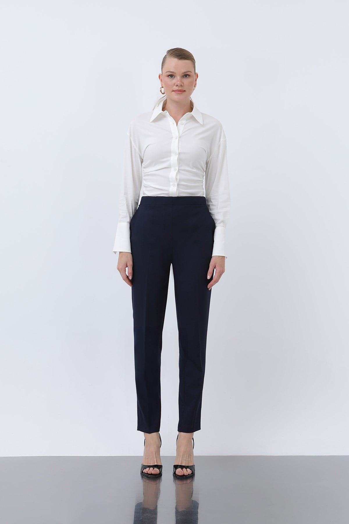 Kadın Havuç Kesim Pantolon - 18242PNT Lacivert Pantolon Puane 