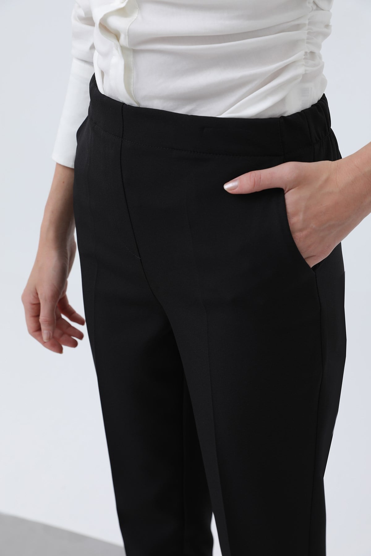 Kadın Havuç Kesim Pantolon - 18242PNT - Siyah Pantolon Puane 