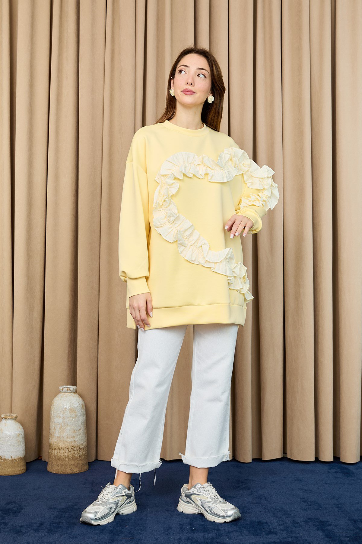 Kadın Kalp Şeklinde Fırfırlı Oversize Tunik - 20715TUN - Sarı-Bej Tunik Loreen 