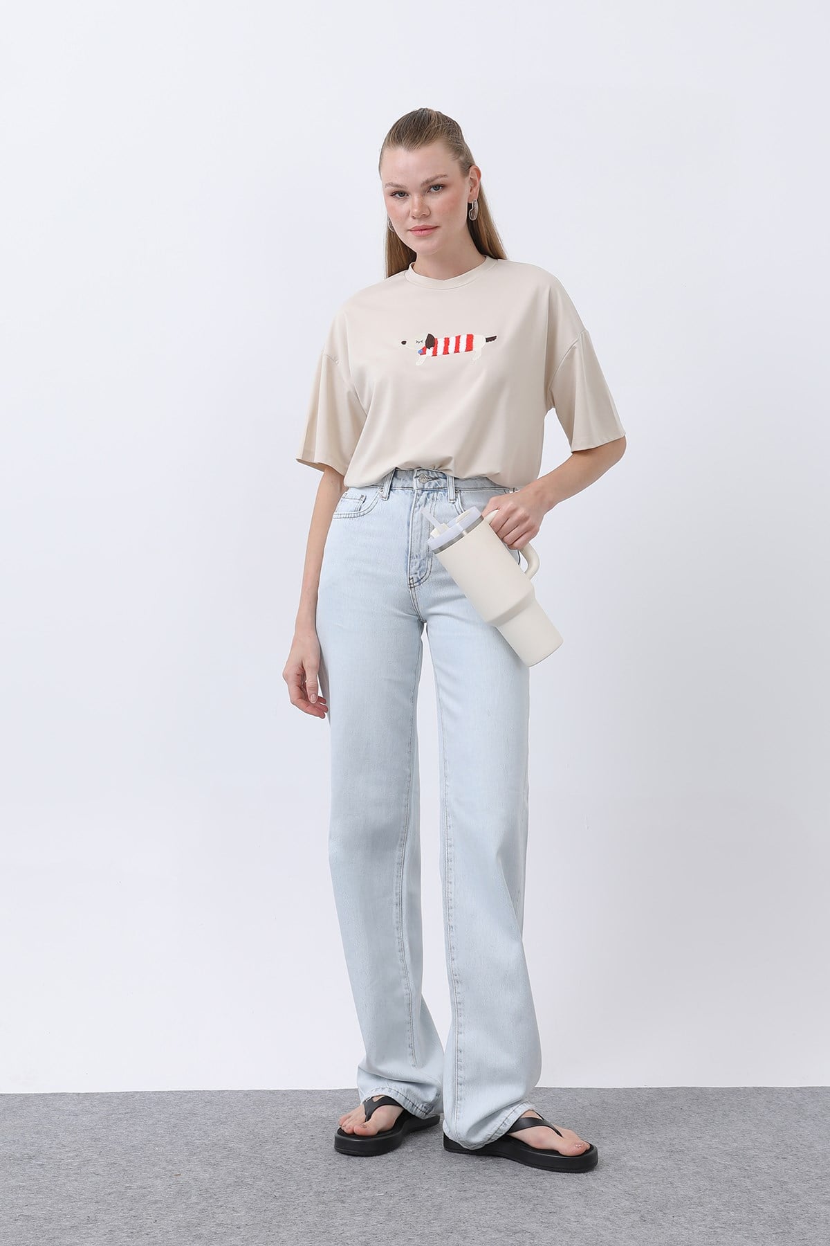 Kadın Köpek Nakışlı Basic Tshirt -32255TSH - Bej Tshirt Soul 