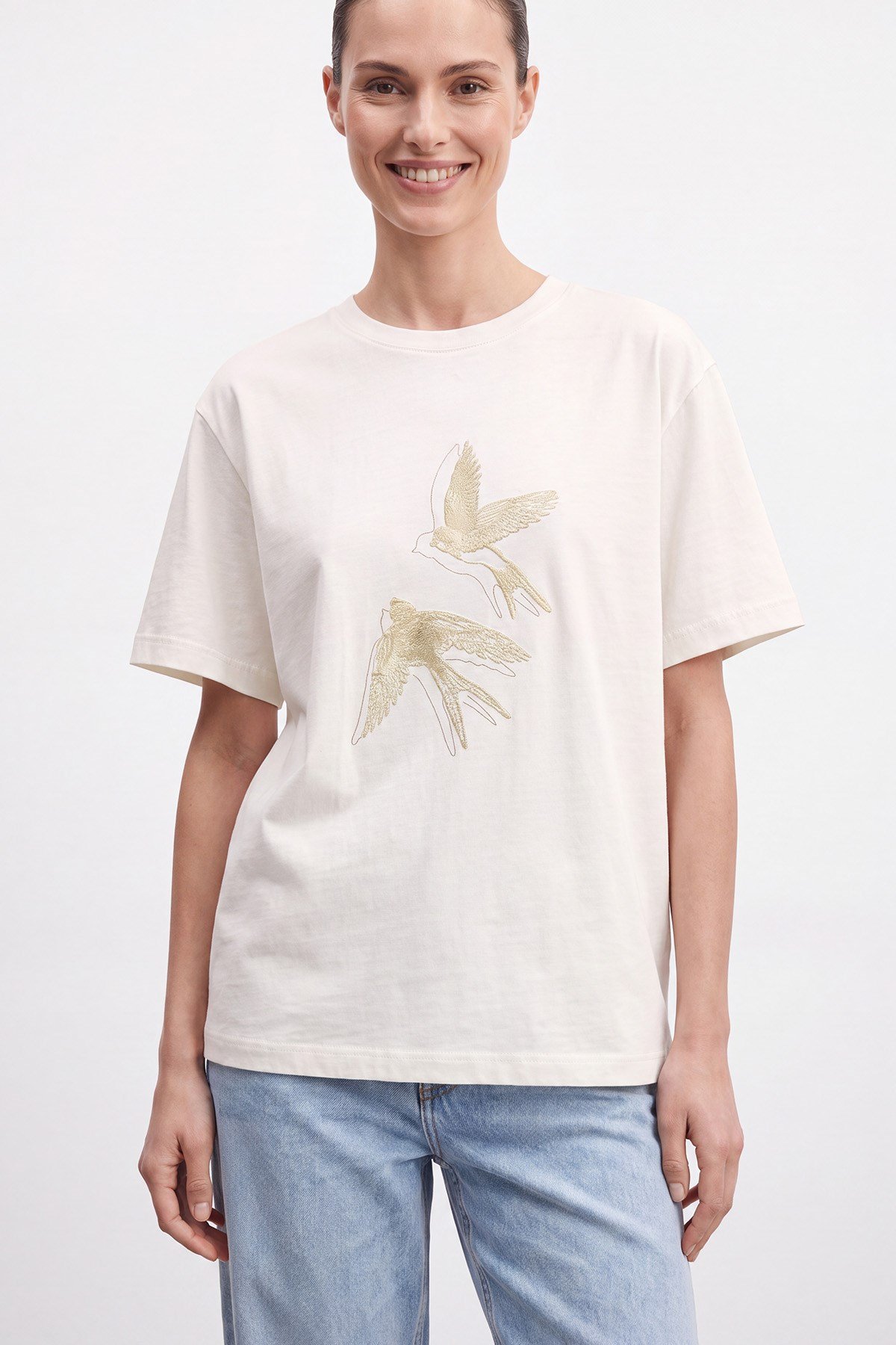 Nakış Detaylı Basic T-shirt- 86233TSH - Ekru Tshirt AL-KOUKH 