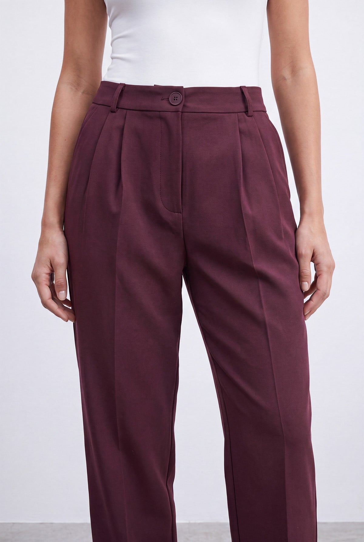 Yüksek Bel Pile Detaylı Havuç Pantolon - Bordo Pantolon Puane 