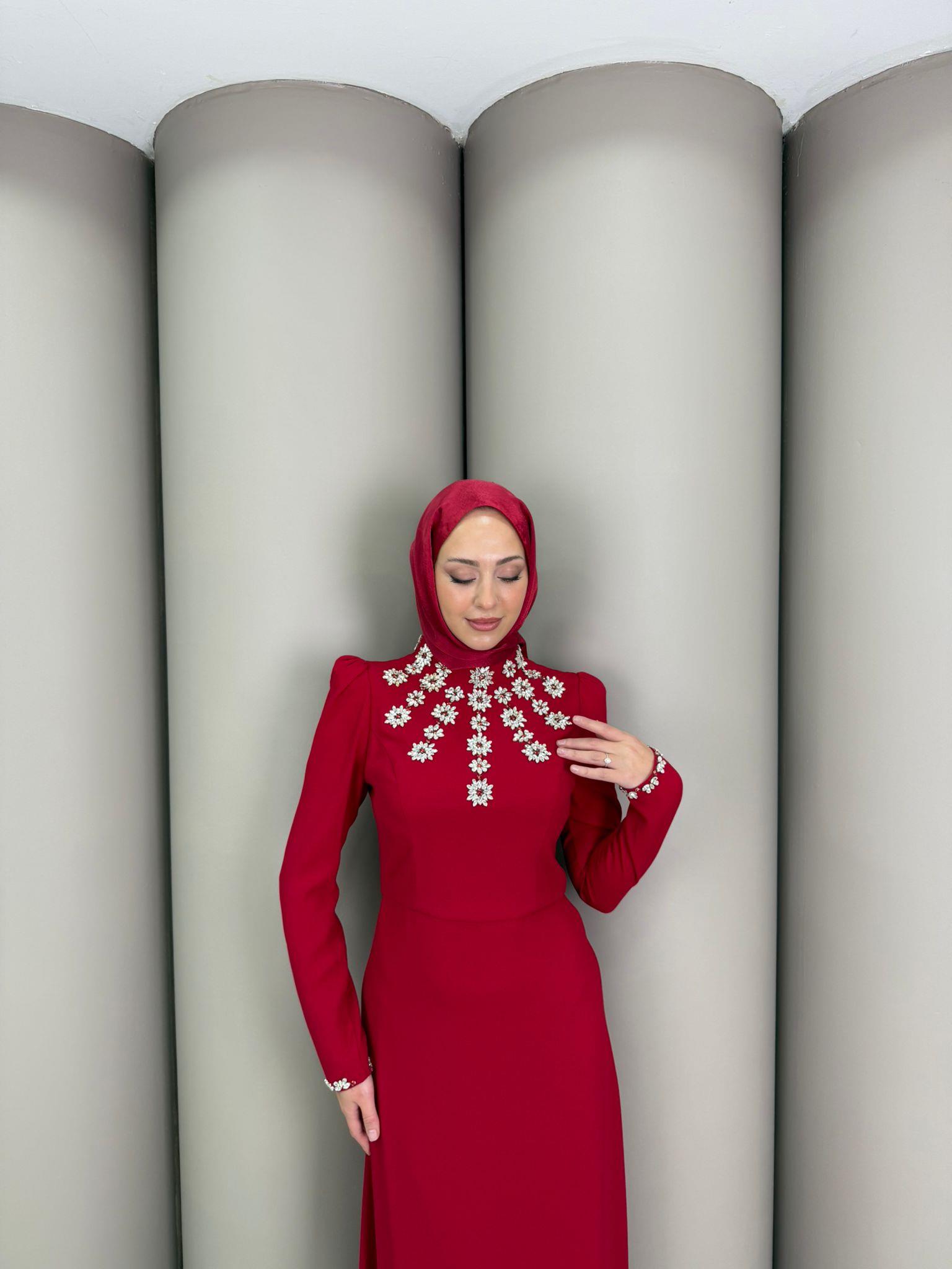 Abiye
 Gülşen Abiye Kırmızı