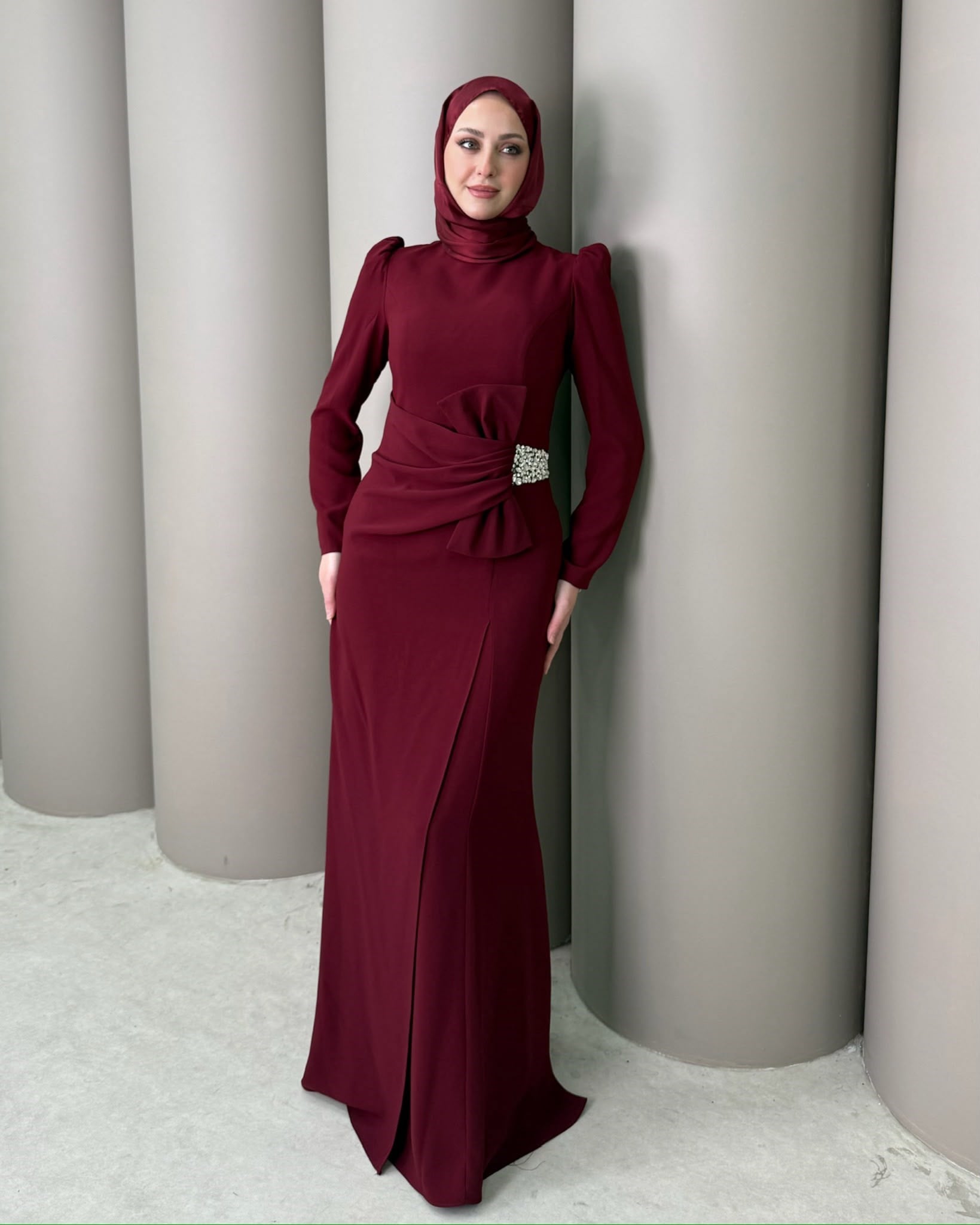 Abiye
Aleen Abiye Bordo 