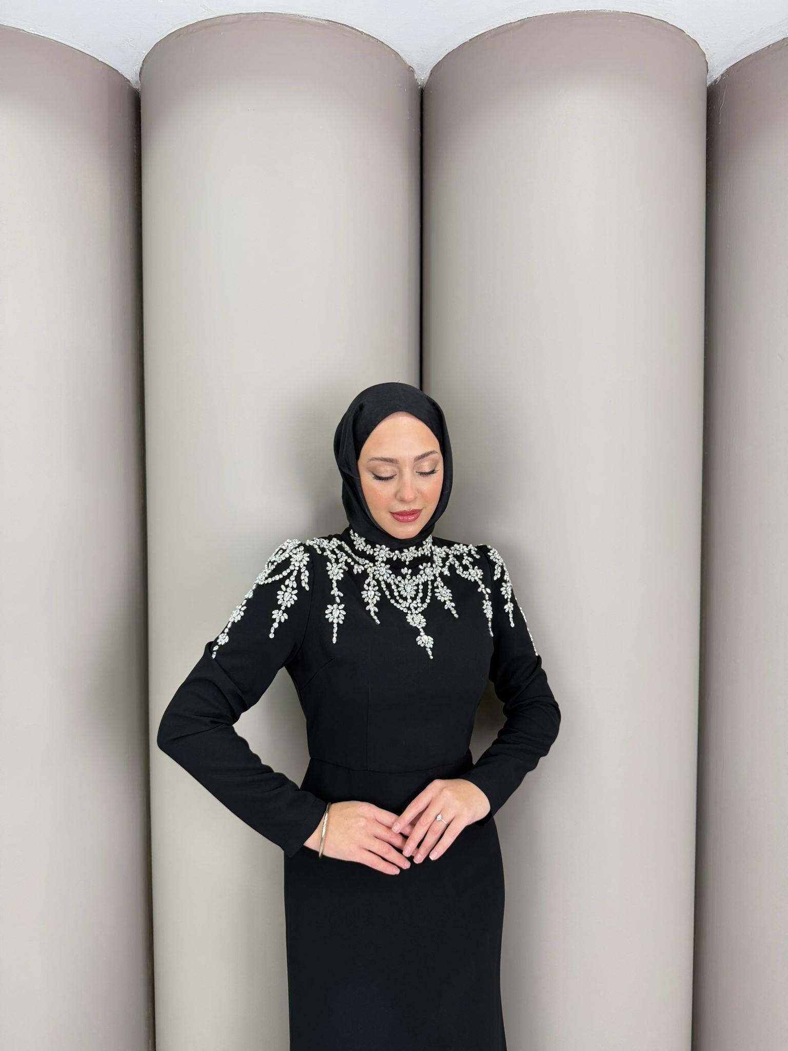 Abiye
Atiye Abiye Siyah