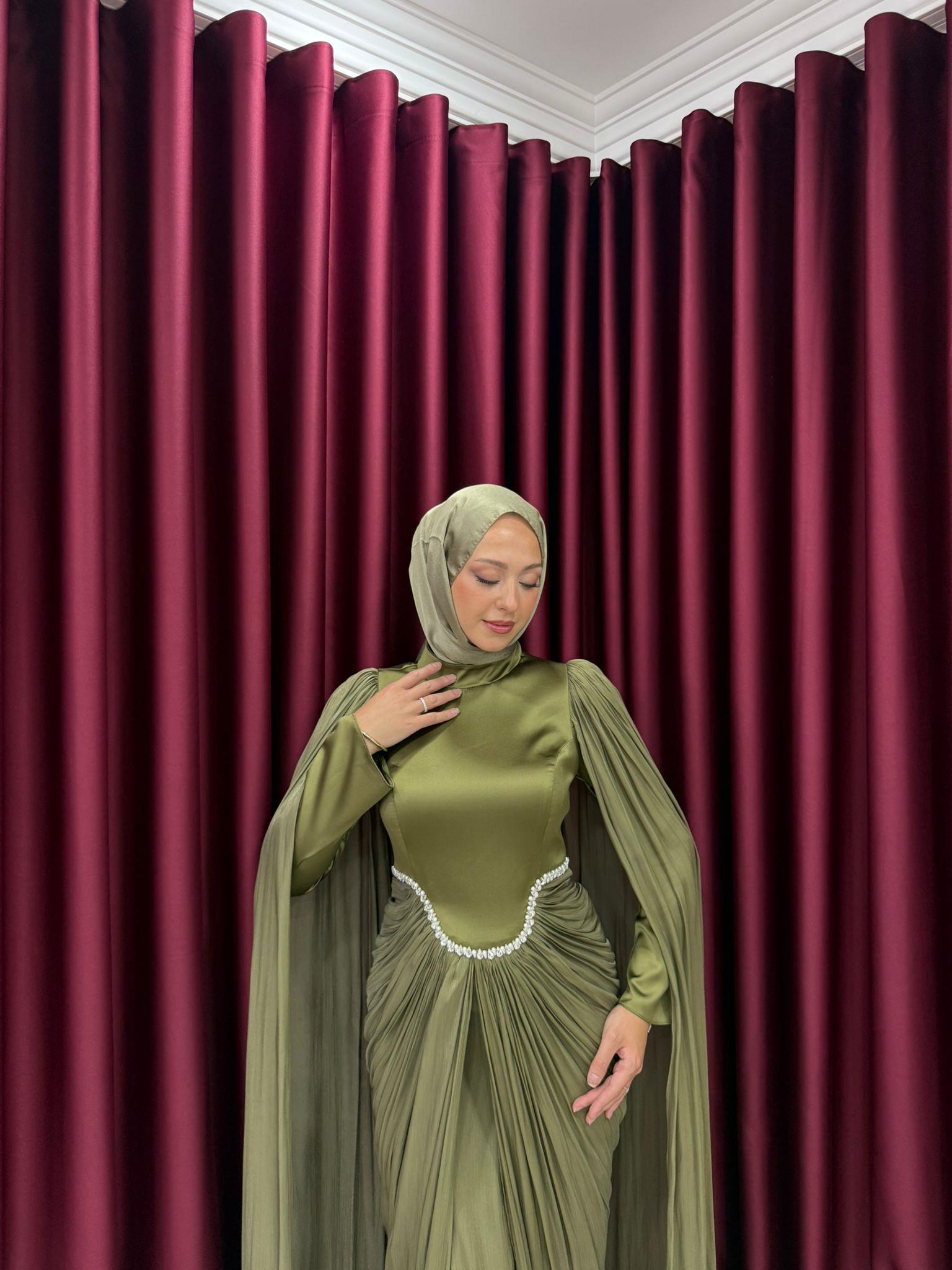 Abiye
Aura Abiye Haki