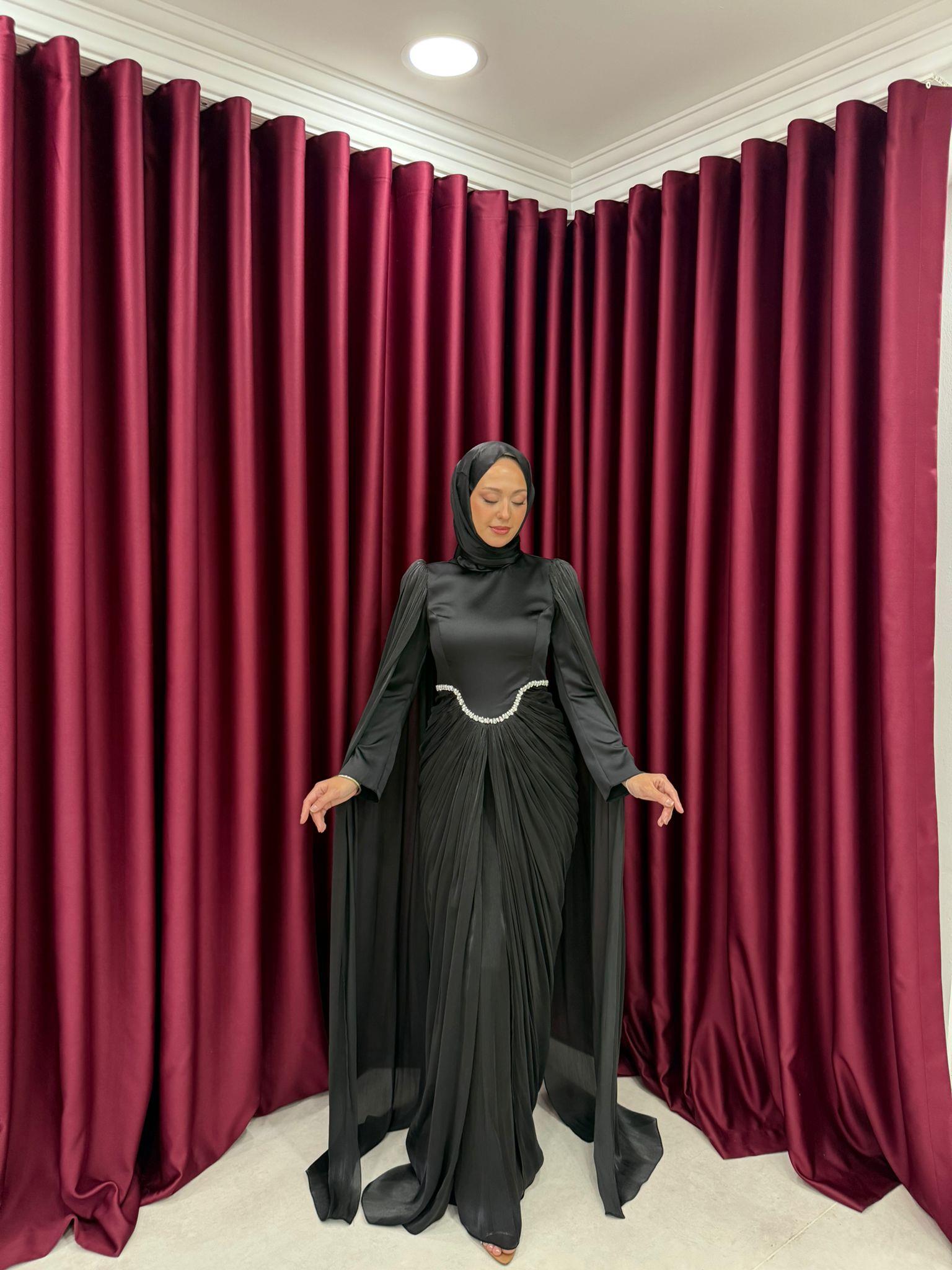 Abiye
Aura Abiye Siyah