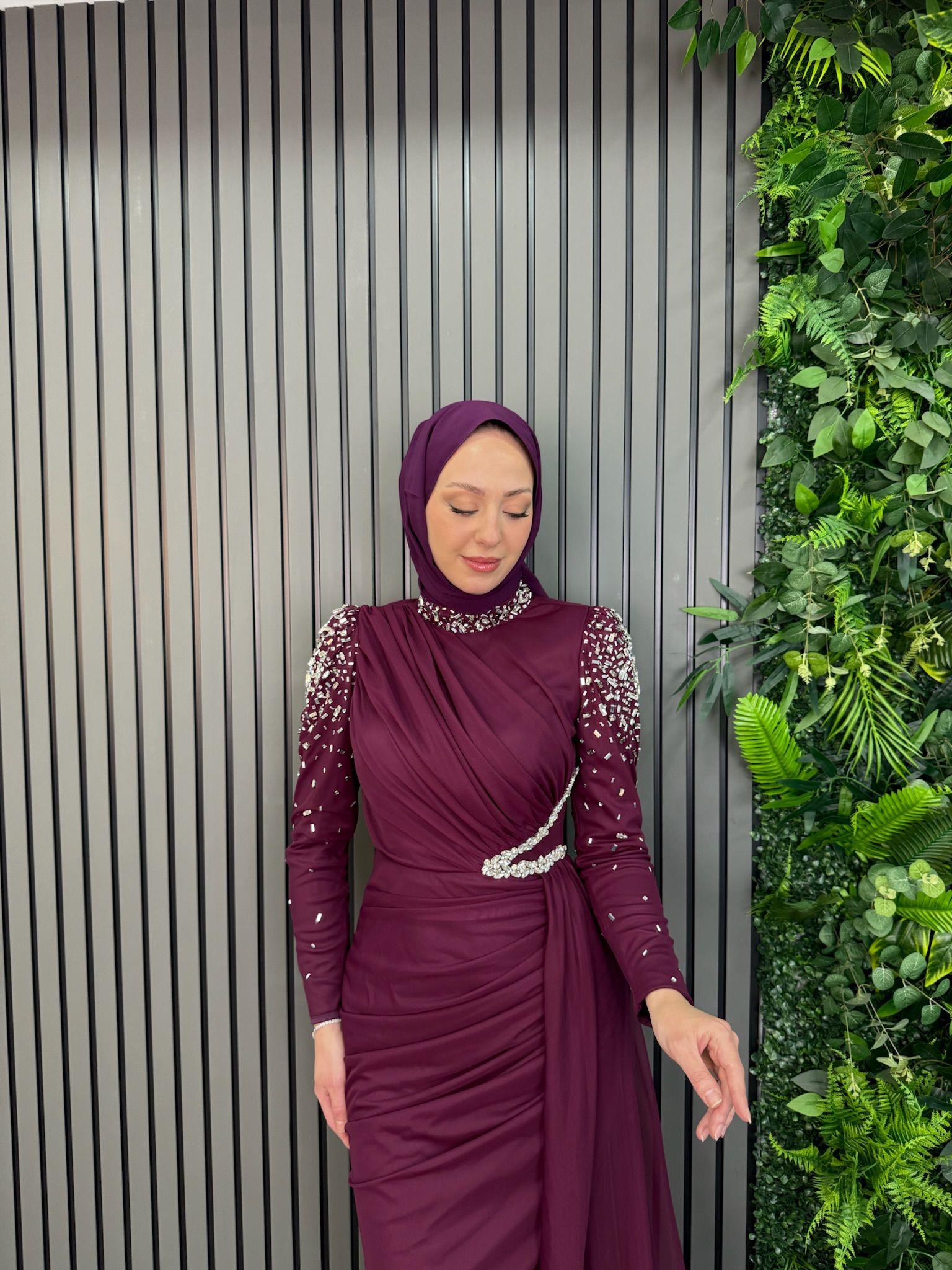 Abiye
Berry Abiye Cherry