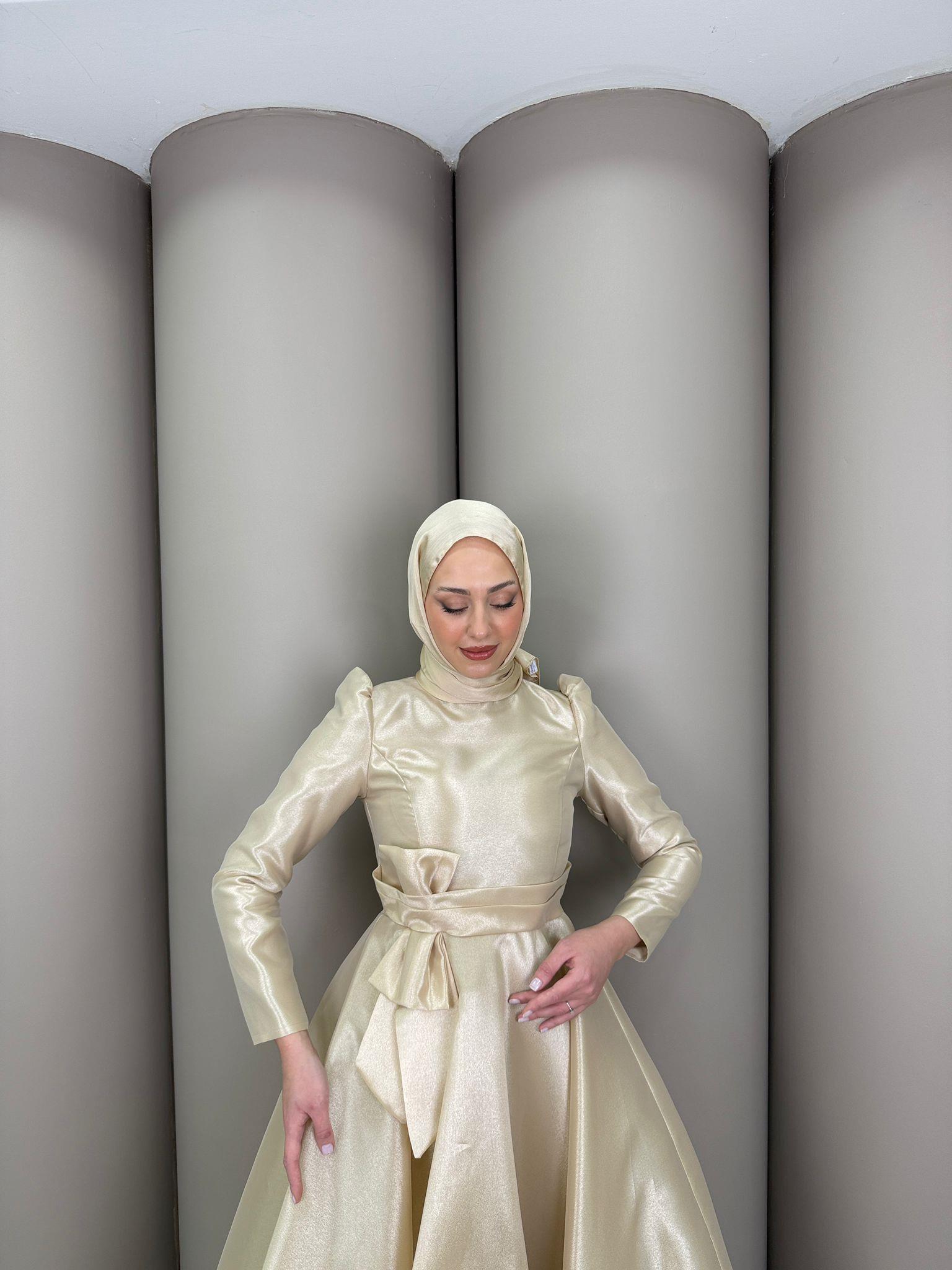 Abiye
Cindy Abiye Bej