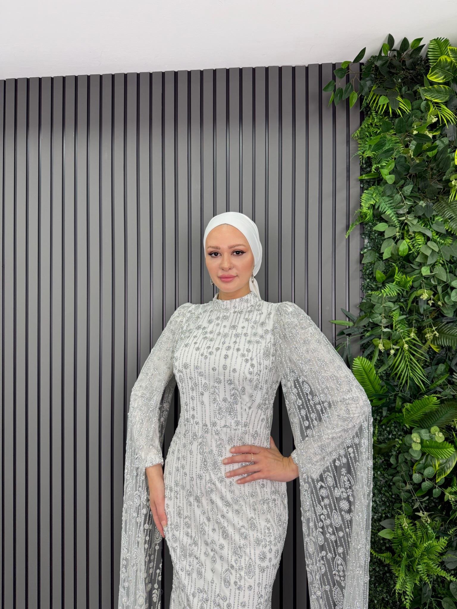 Abiye
Elizan Abiye Beyaz