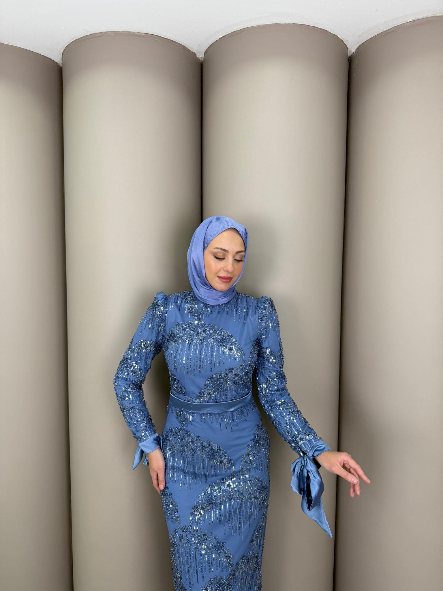 Abiye
Filiz Abiye indigo