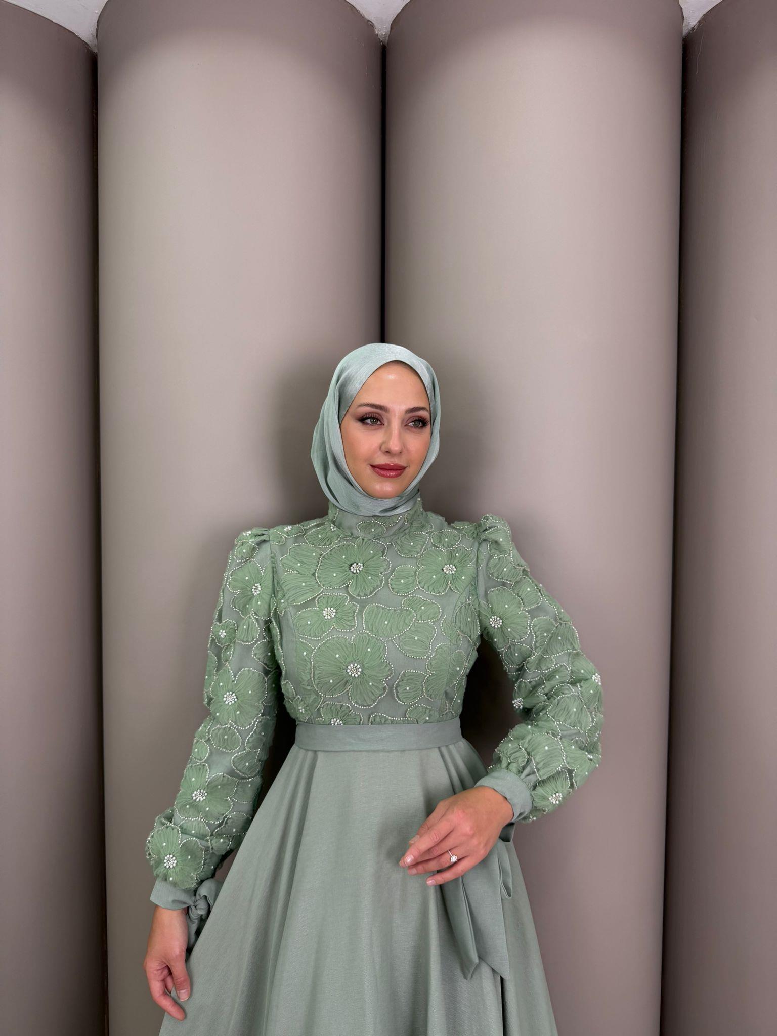 Abiye
Gülru Abiye Mint Yeşil