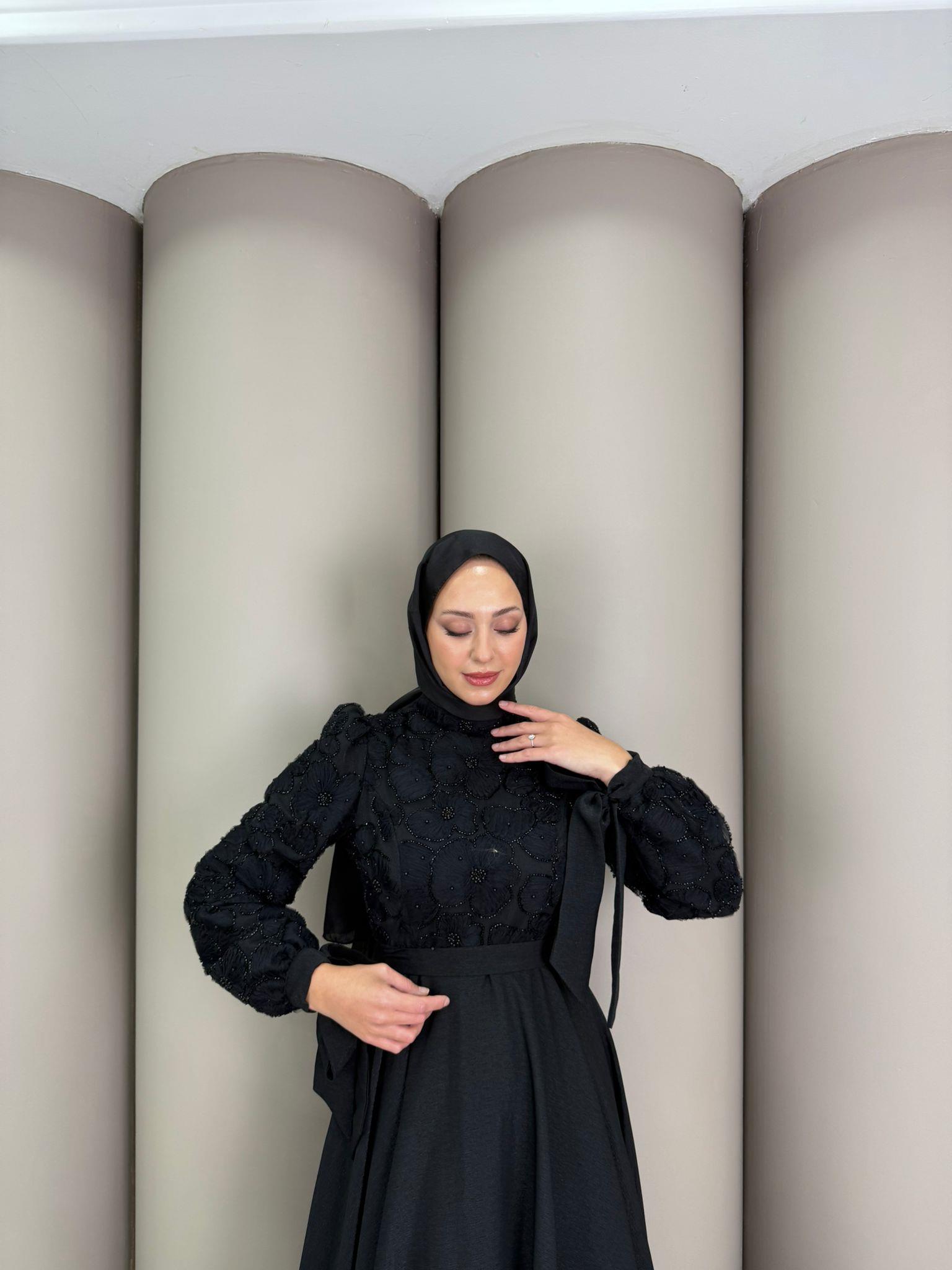 Abiye
Gülru Abiye Siyah