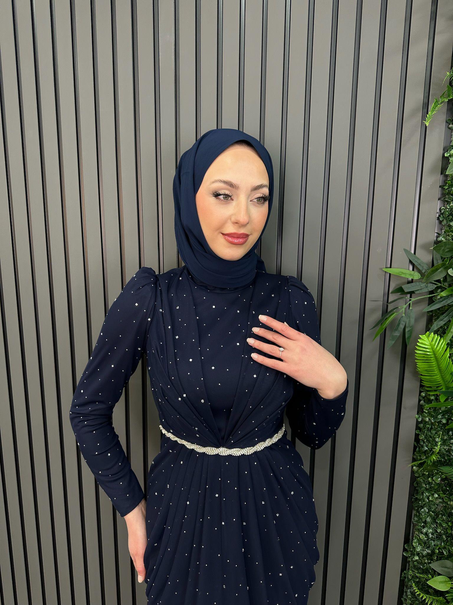 Abiye
Hafsa Abiye Lacivert