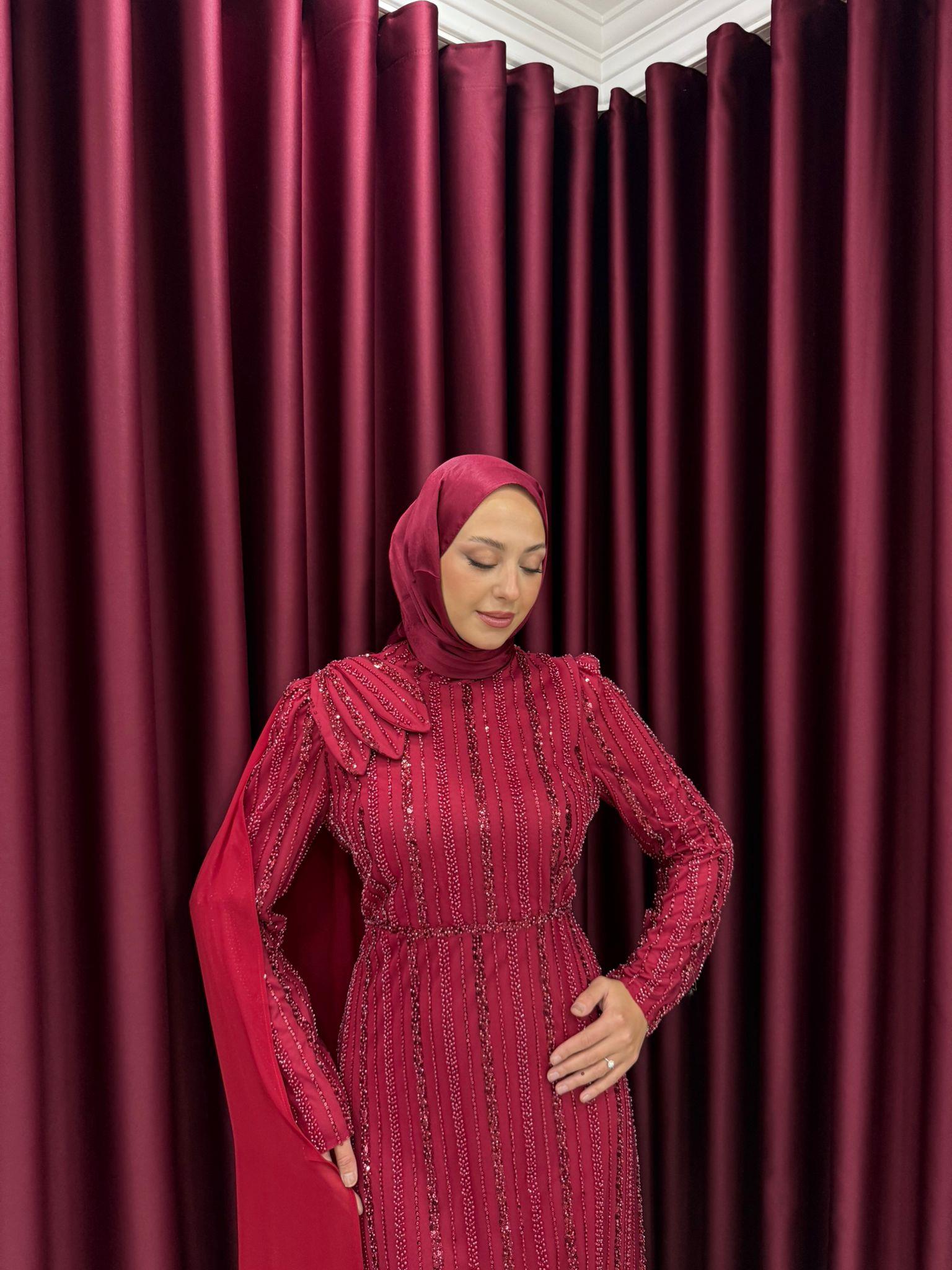 Abiye
İkra Abiye Kırmızı