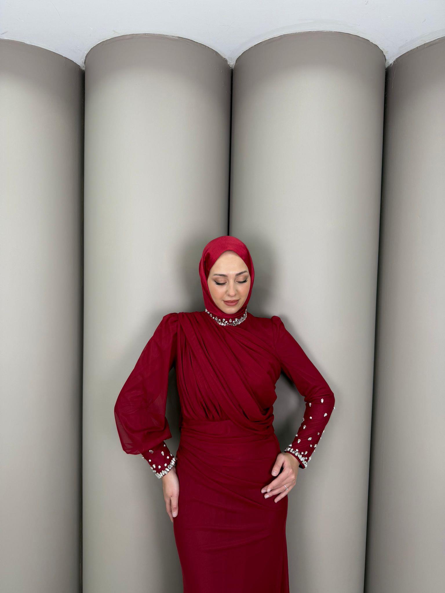 Abiye
Laura Abiye Bordo