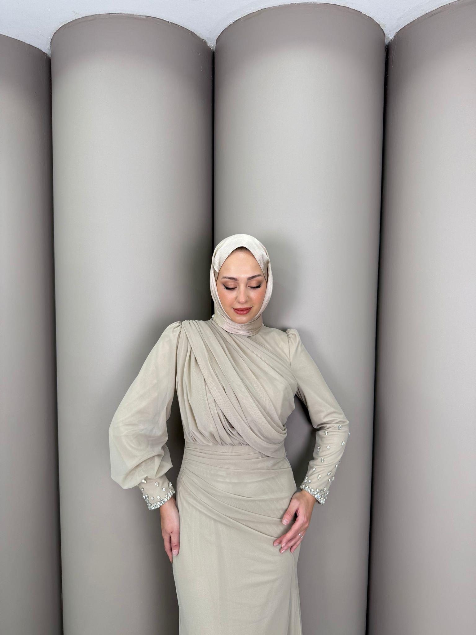 Abiye
Laura Abiye Krem