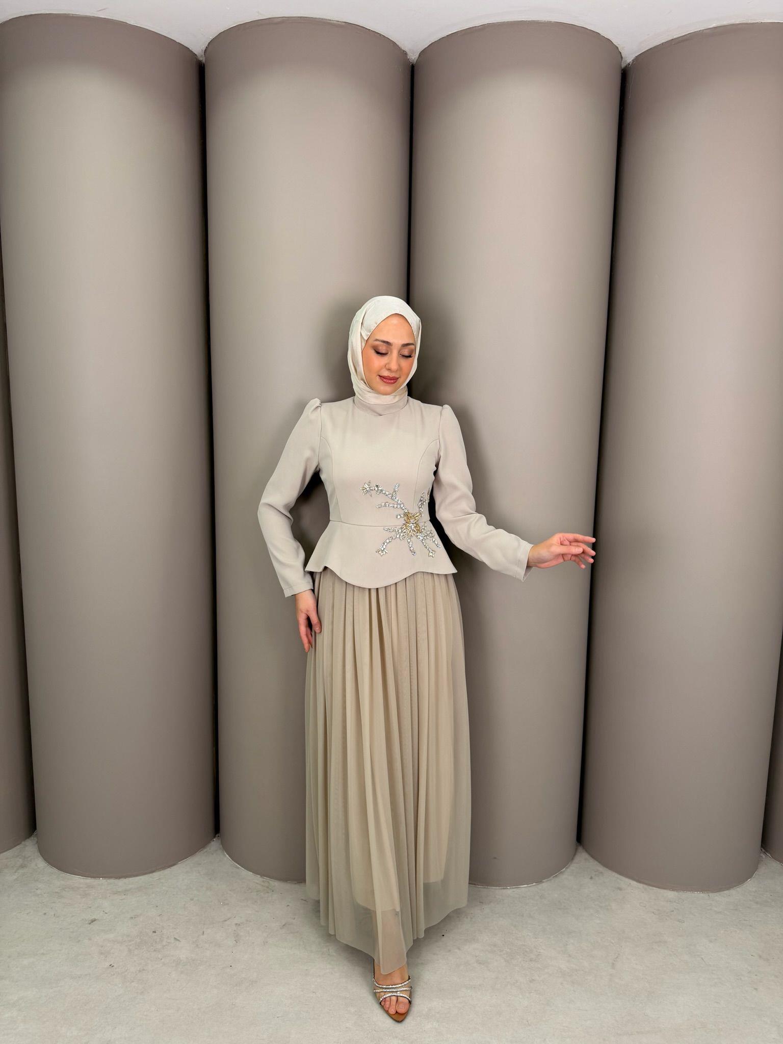 Abiye
Leman Abiye Taş