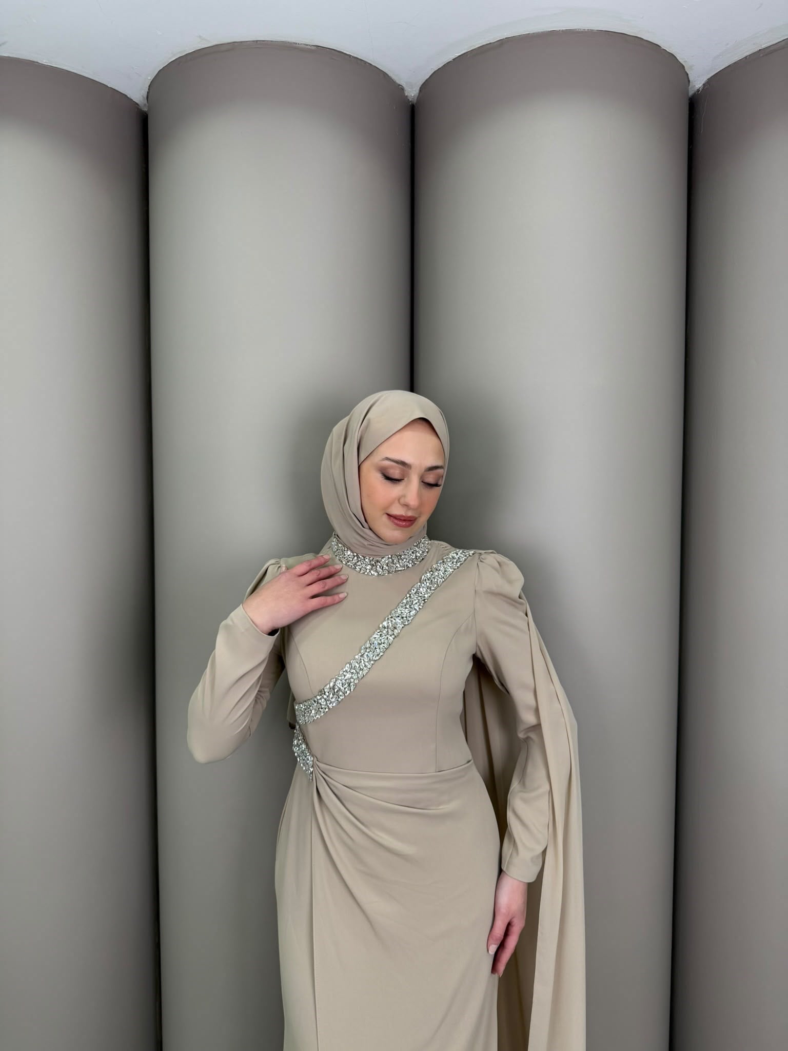 Abiye
Lilium Abiye Bej