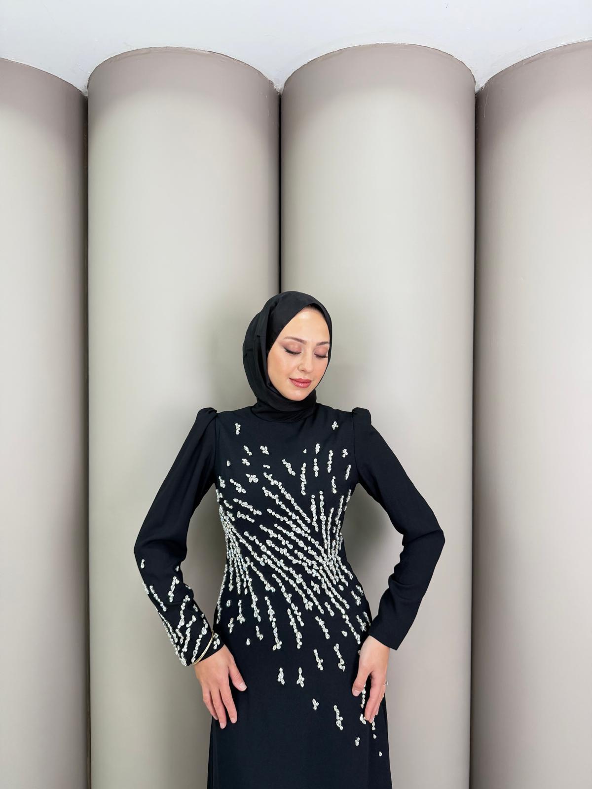 Abiye
Mavi Abiye Siyah