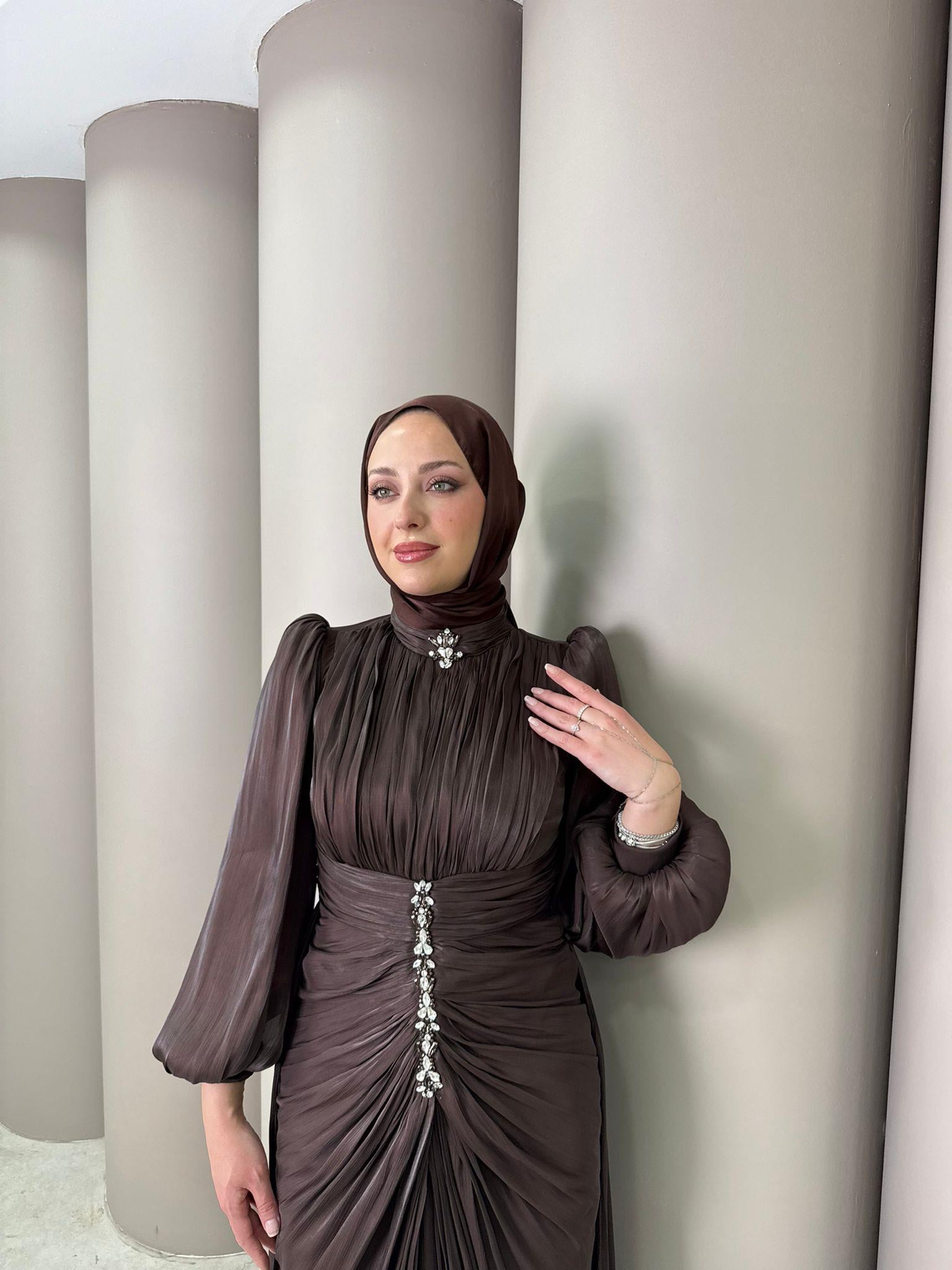 Abiye
Maya Abiye Acı Kahve