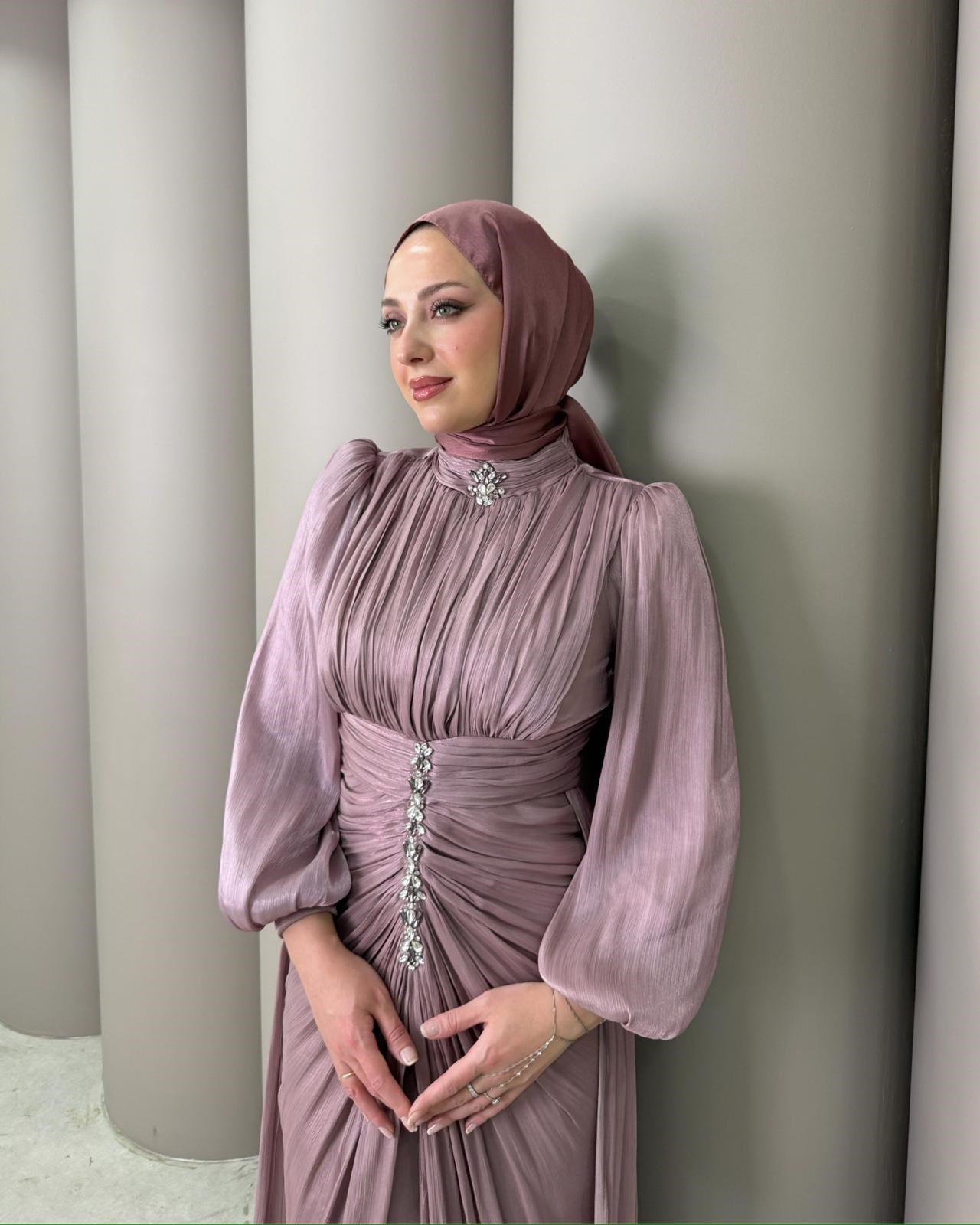 Abiye
Maya Abiye Gül Kurusu