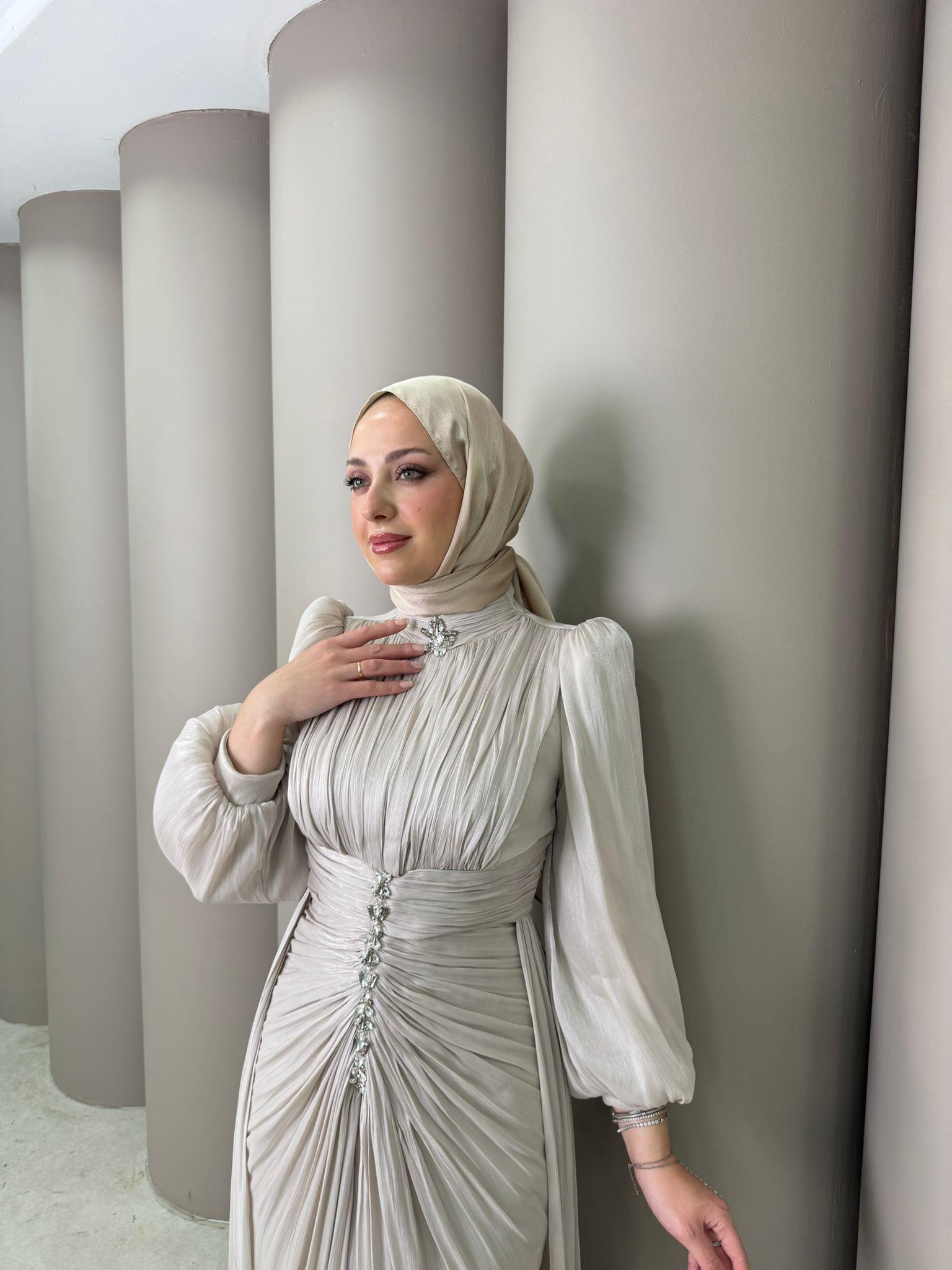 Abiye
Maya Abiye Taş 