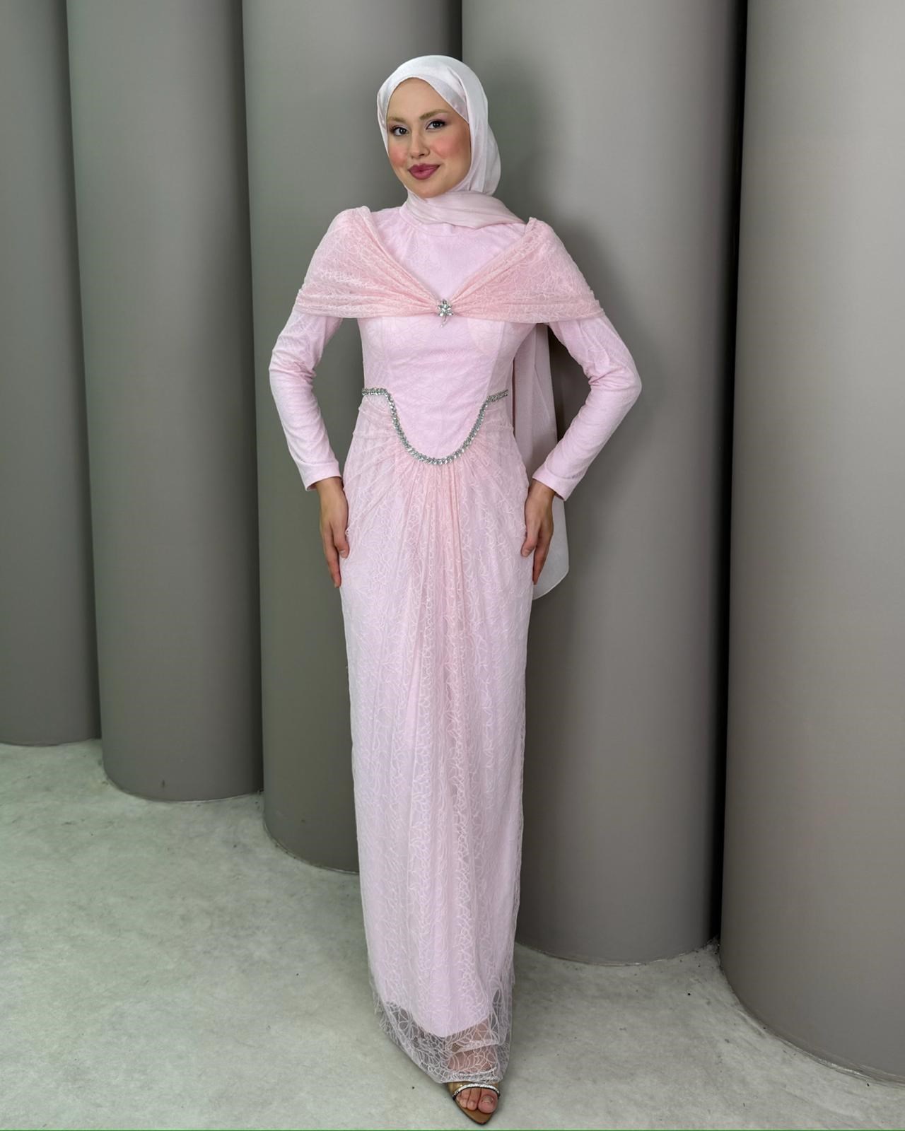 Abiye
Mira Abiye Pembe