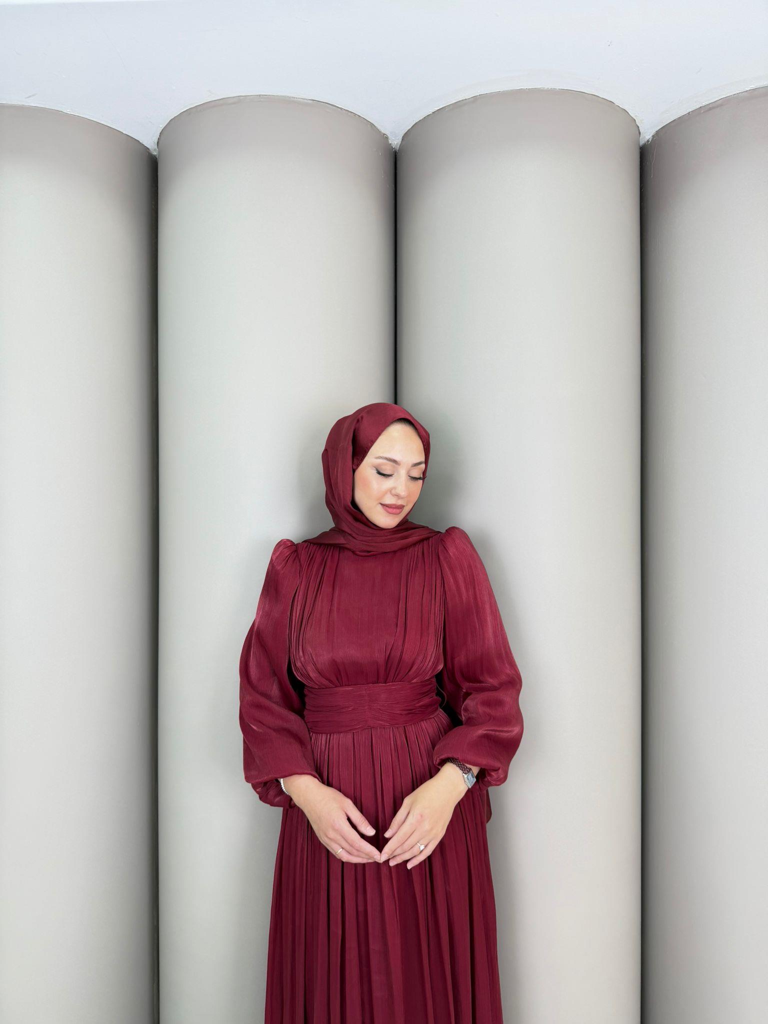 Abiye
Müge Abiye Bordo