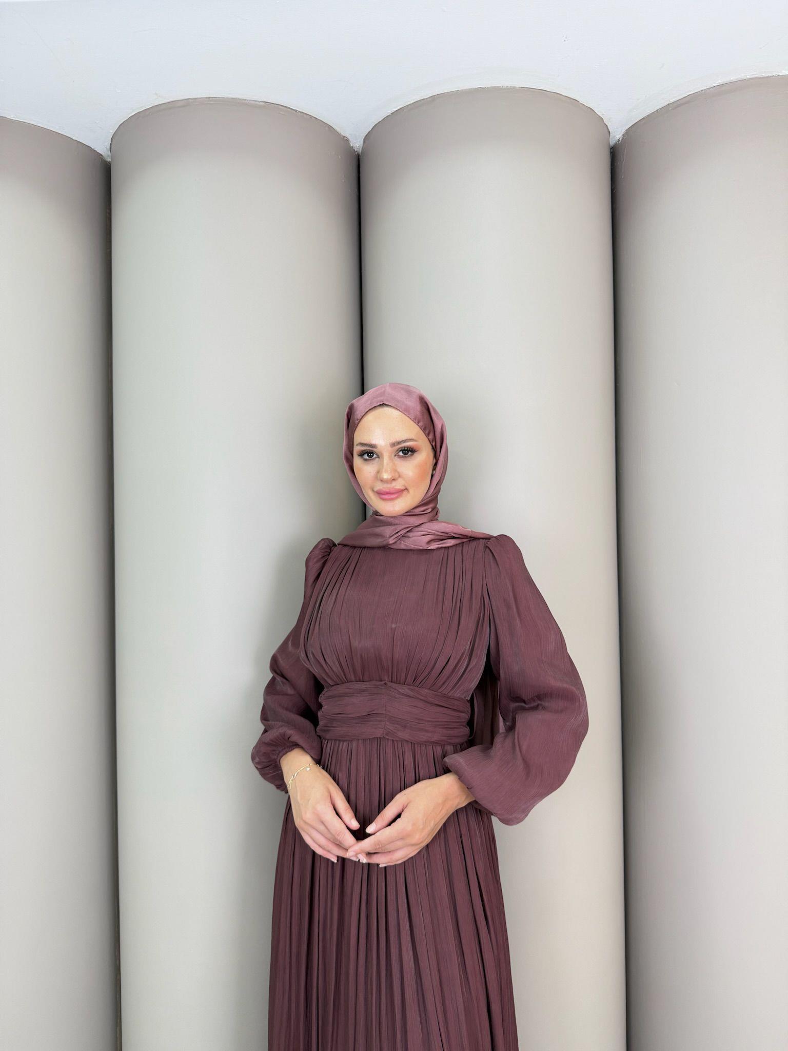 Abiye
Müge Abiye Gül Kurusu