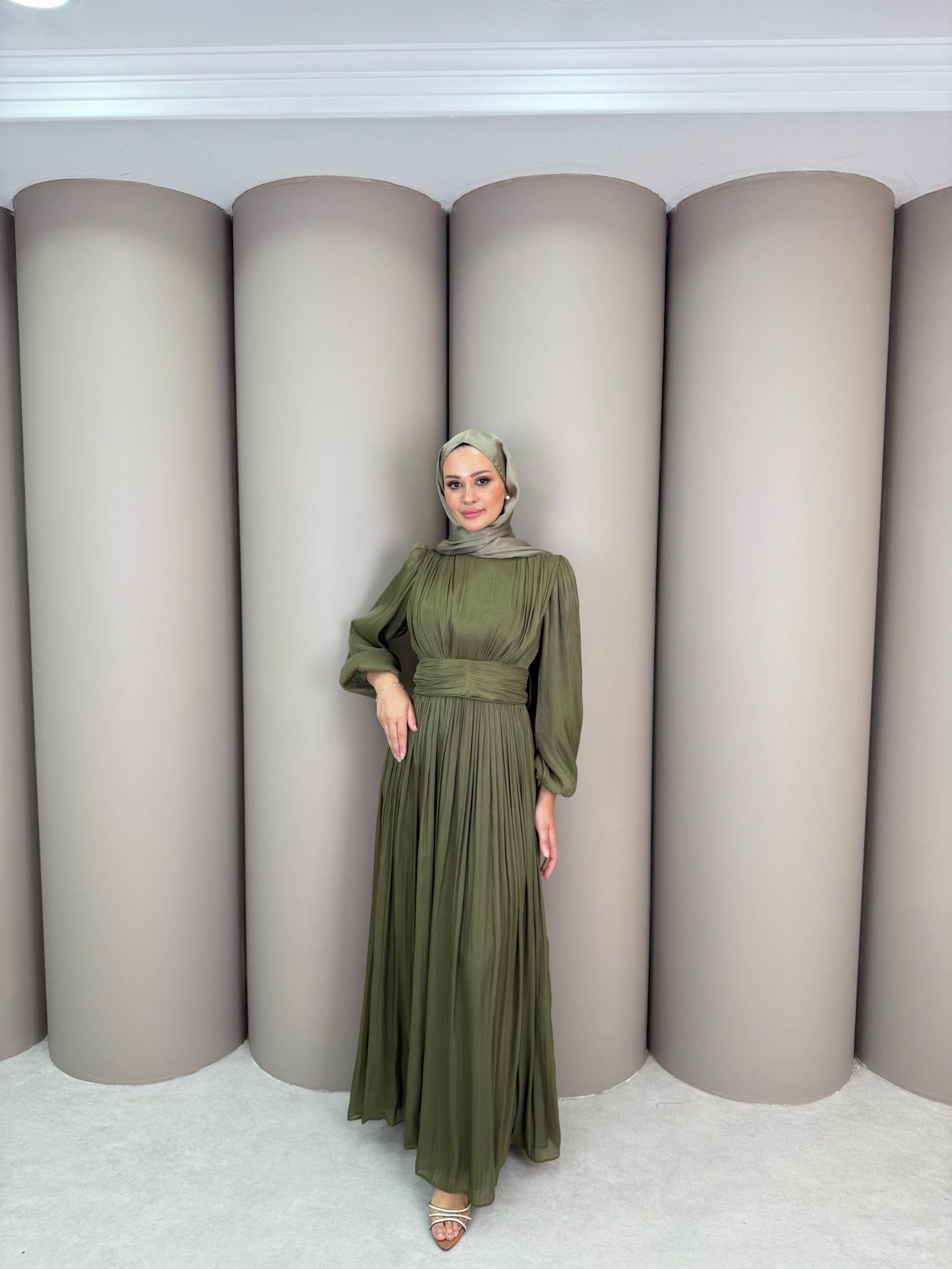 Abiye
Müge Abiye Haki Yeşil