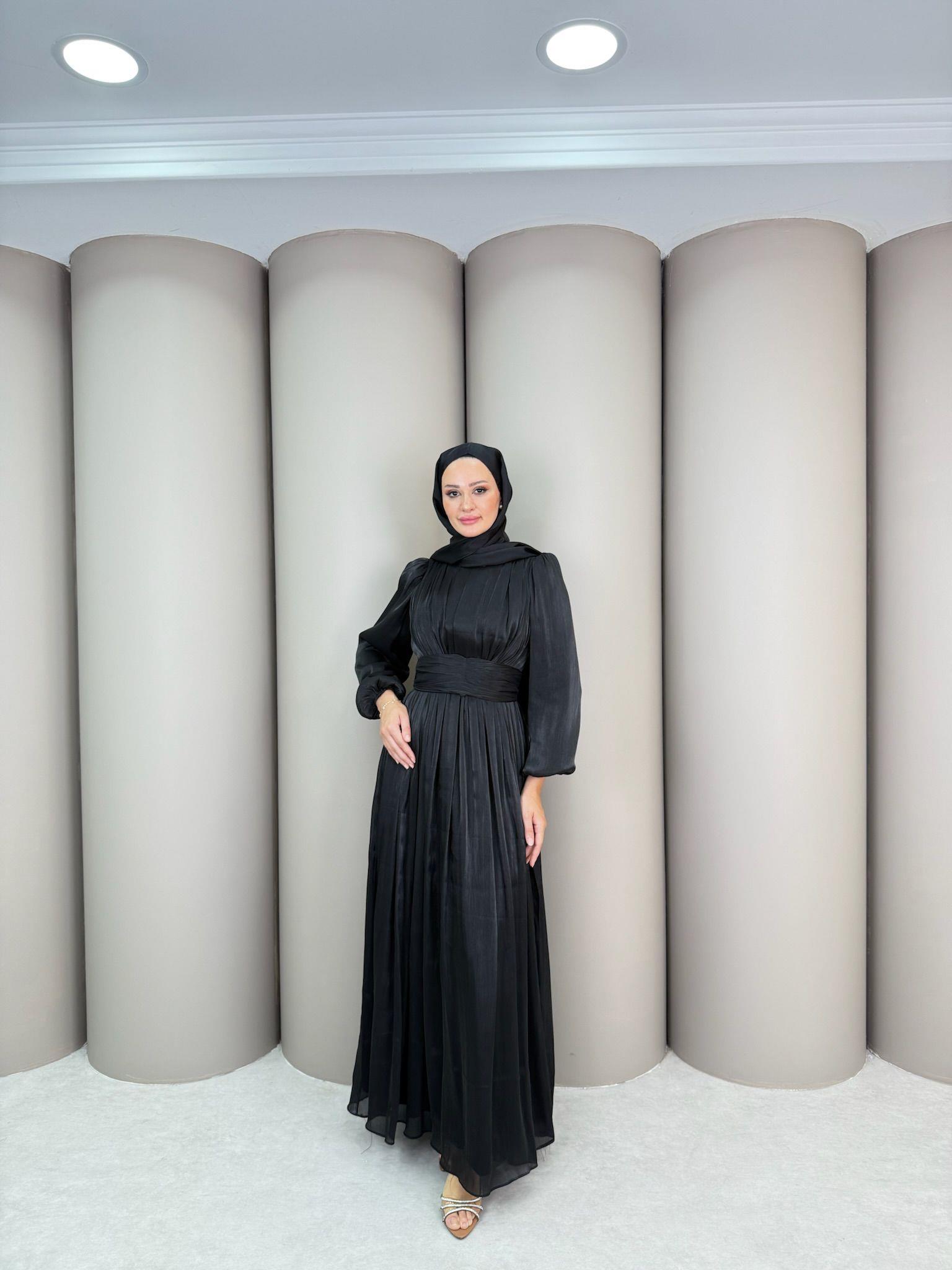 Abiye
Müge Abiye Siyah