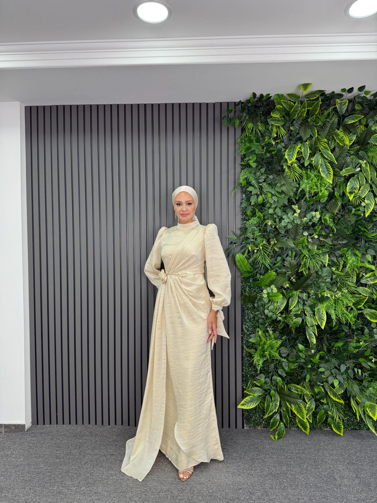 Abiye
Nehir Abiye Taş