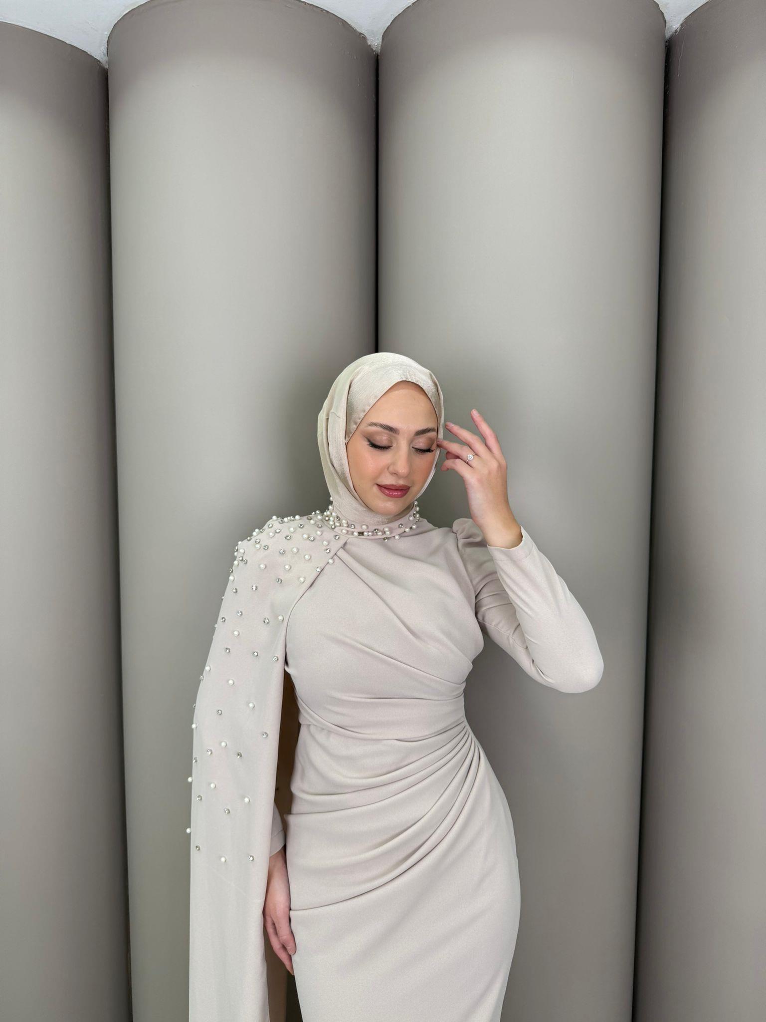 Abiye
Öykü Abiye Taş 