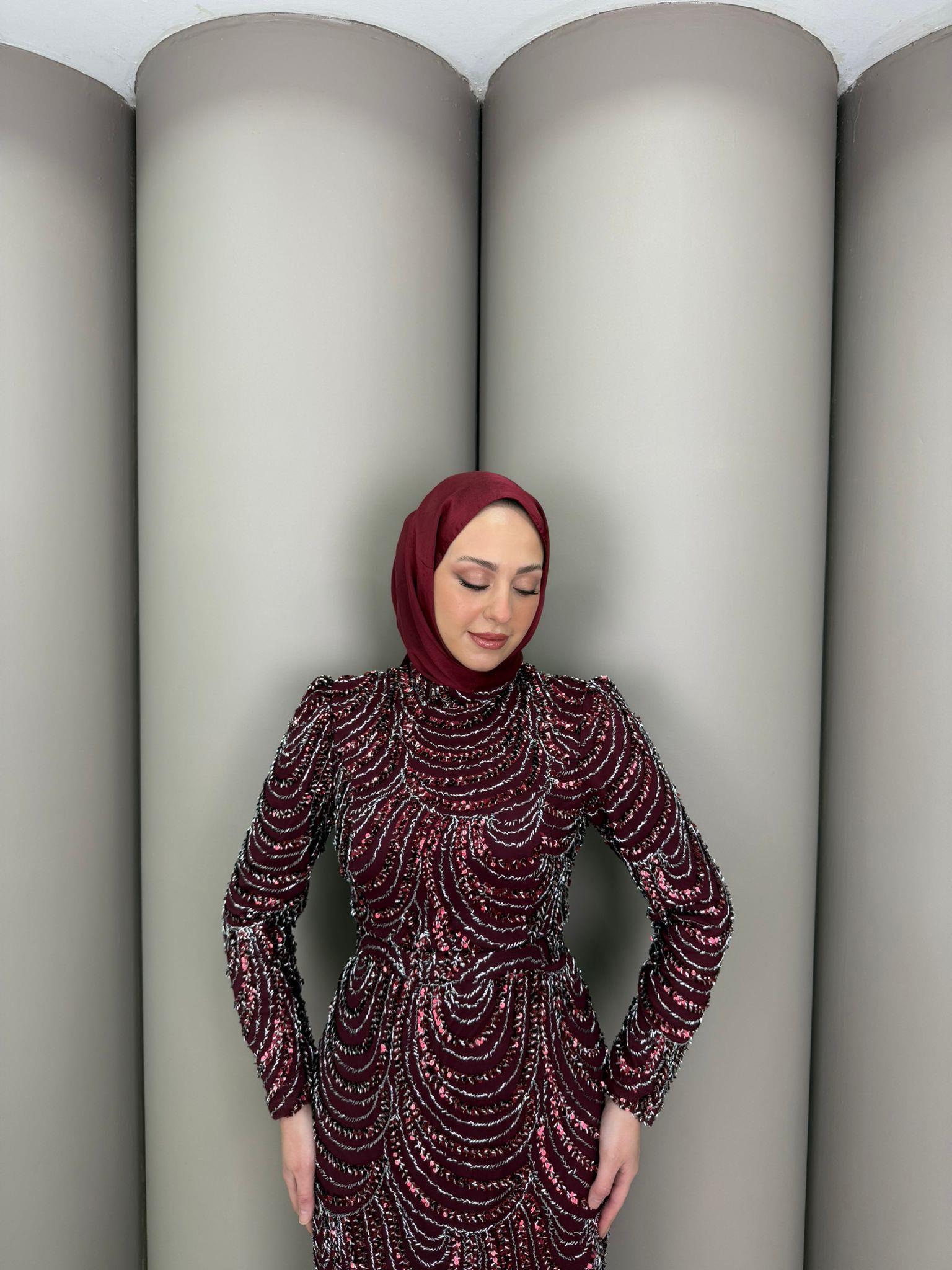 Abiye
Özge Abiye Bordo