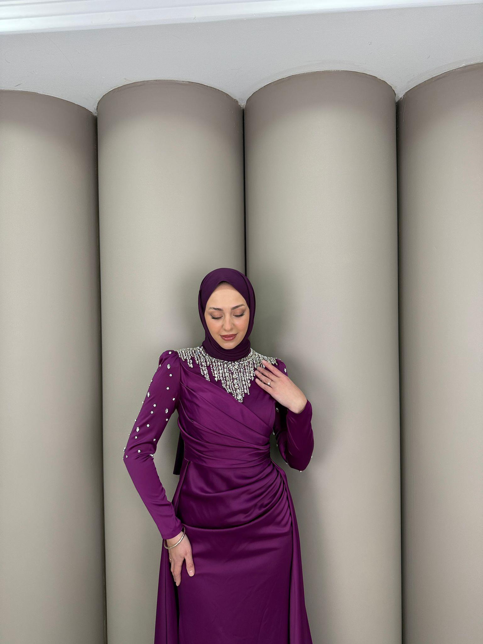 Abiye
Peri Abiye Mor