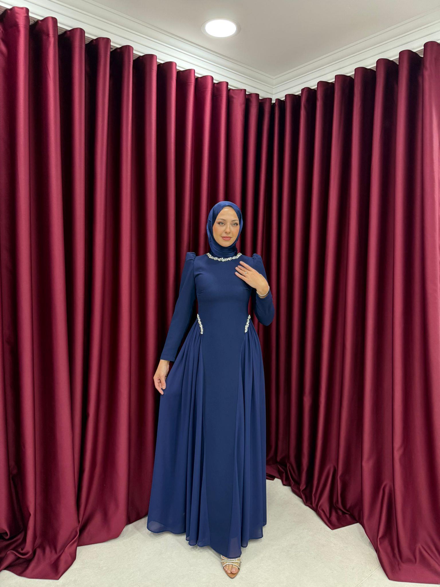 Abiye
Pretty Abiye Lacivert