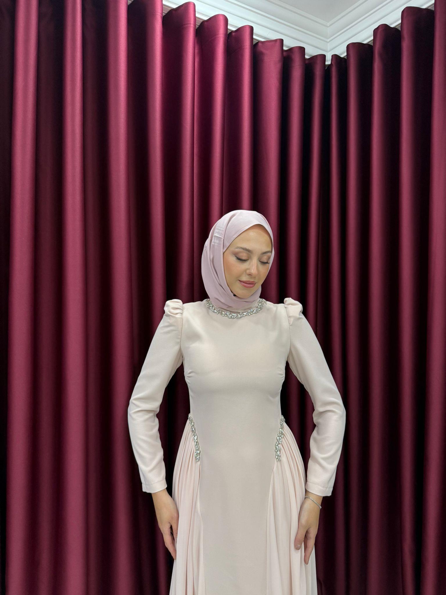 Abiye
Pretty Abiye Pudra