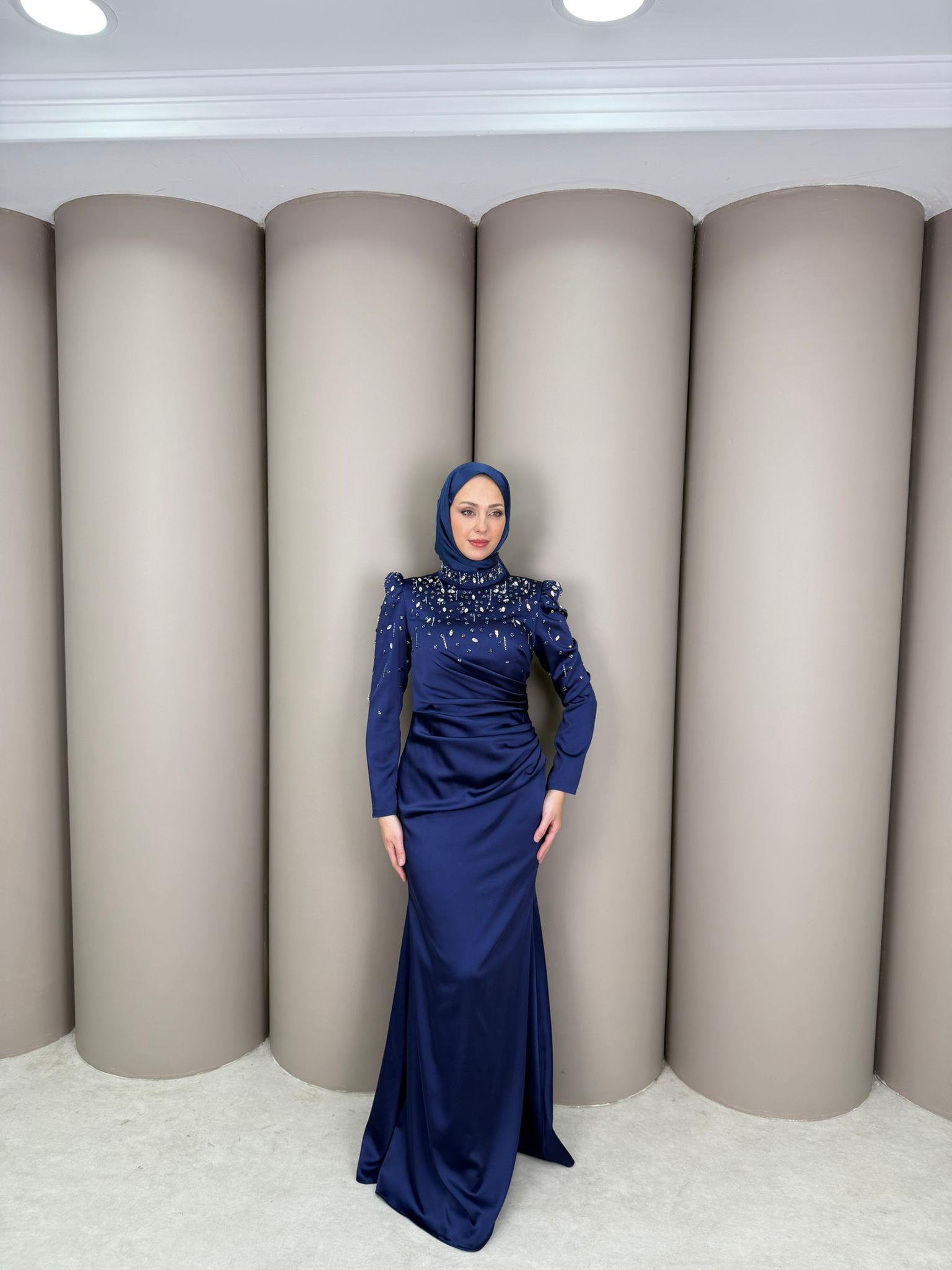 Abiye
Ruby  Abiye Lacivert