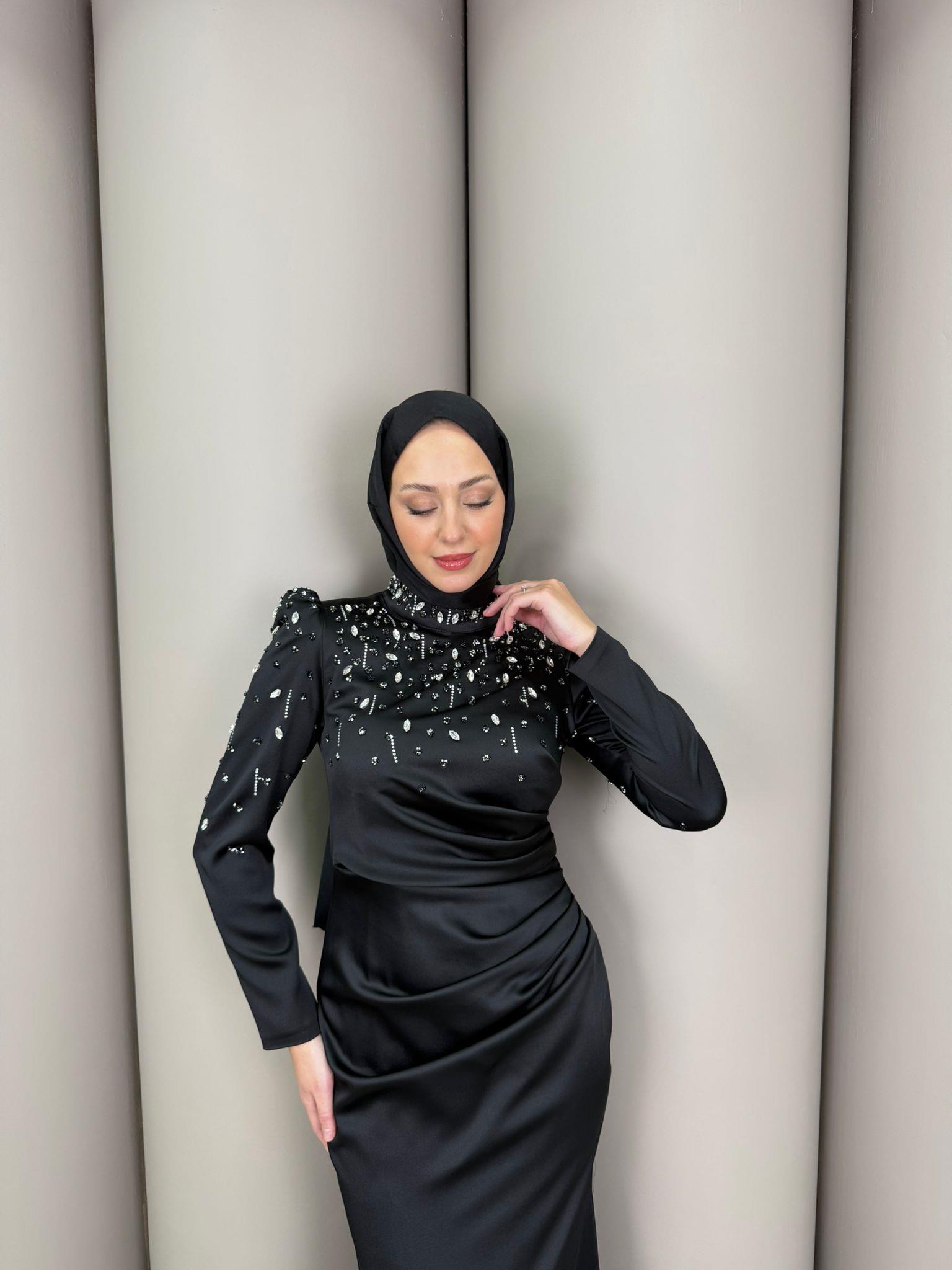 Abiye
Ruby  Abiye Siyah