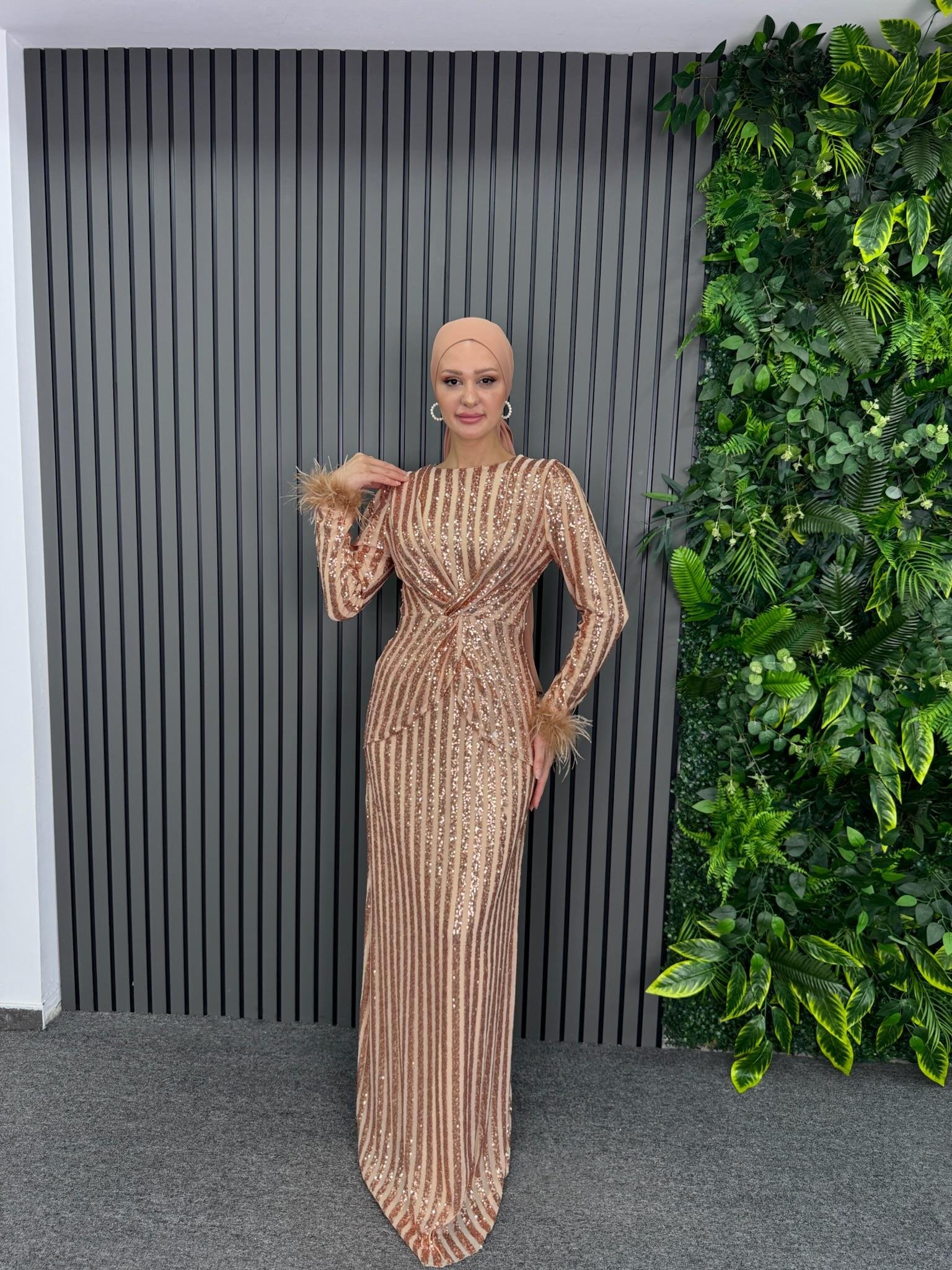 Abiye
Sasha Abiye  Gold 