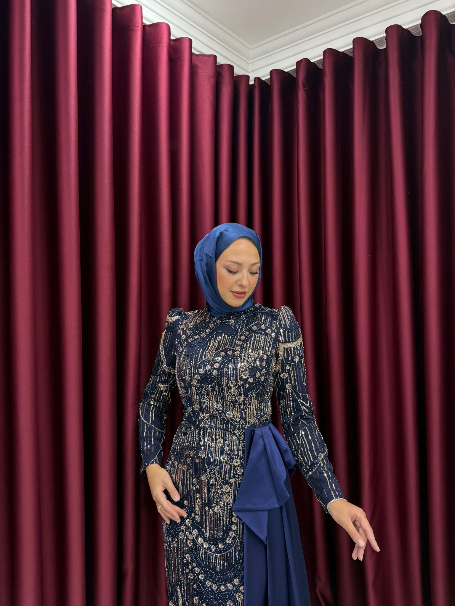 Abiye
Serap Abiye Lacivert