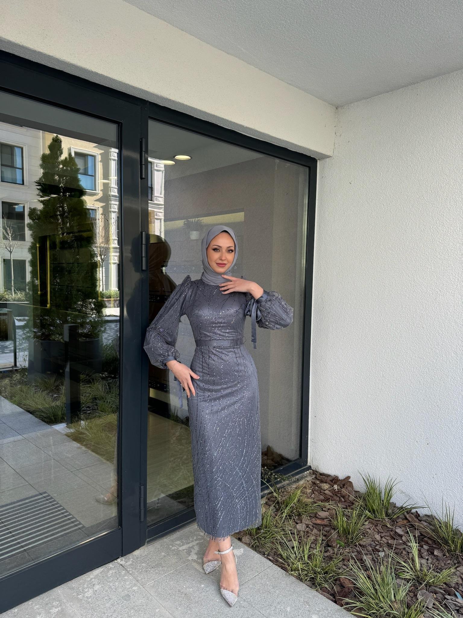 Abiye
Vizyon Abiye Gri