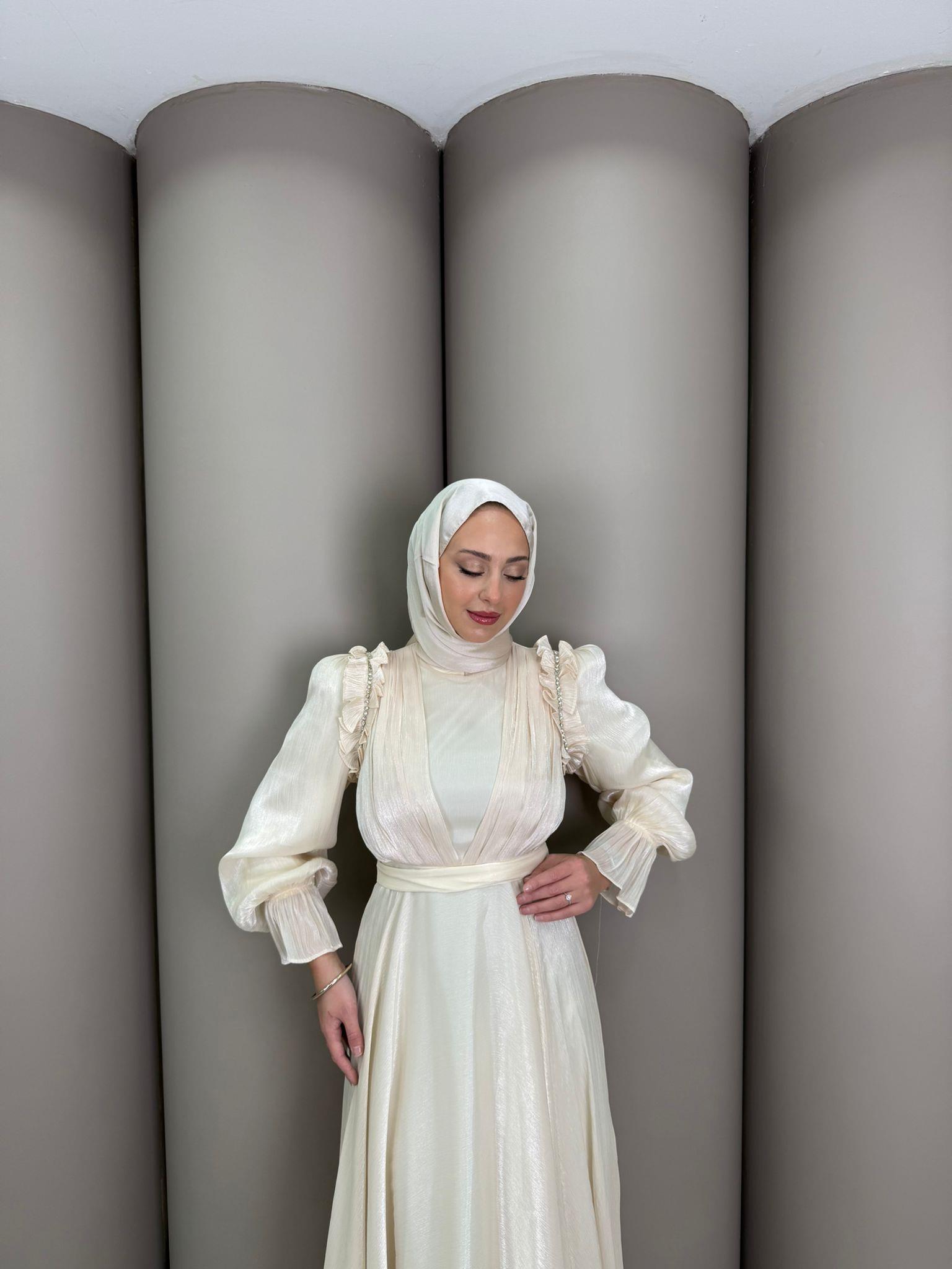 Abiye
Yağmur Abiye Krem