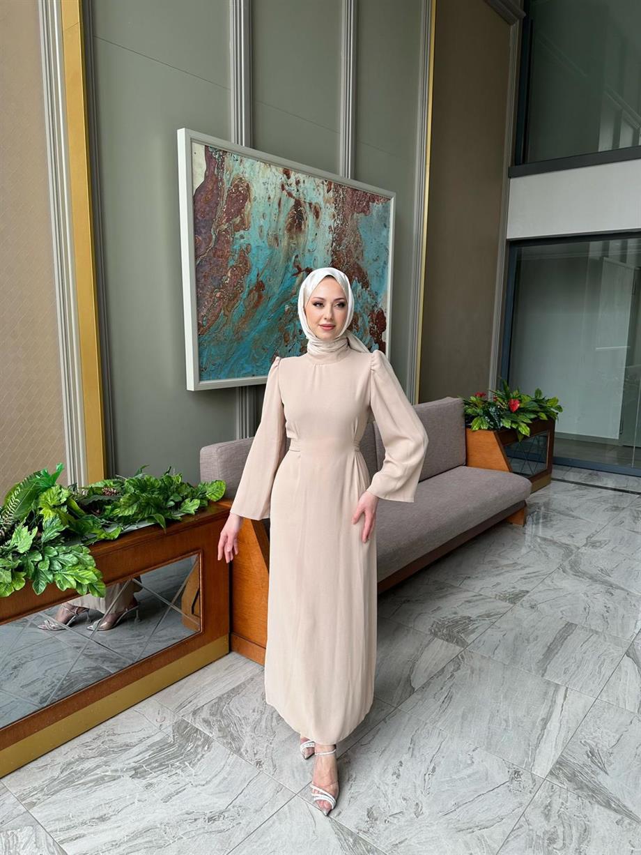 Elbise
Kendinden Kemerli Elbise Taş